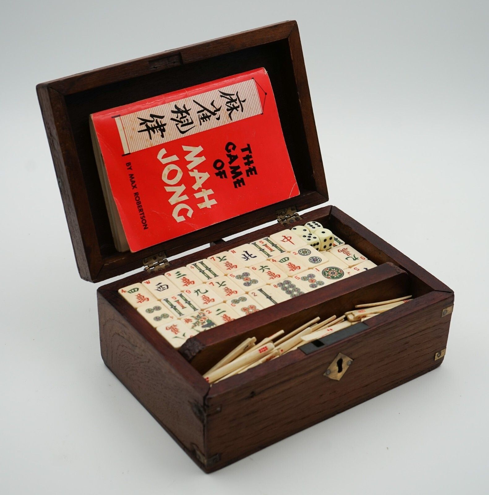 Antique Traditional Chinese Mahjong Game Set With 144 Tiles photo furniture