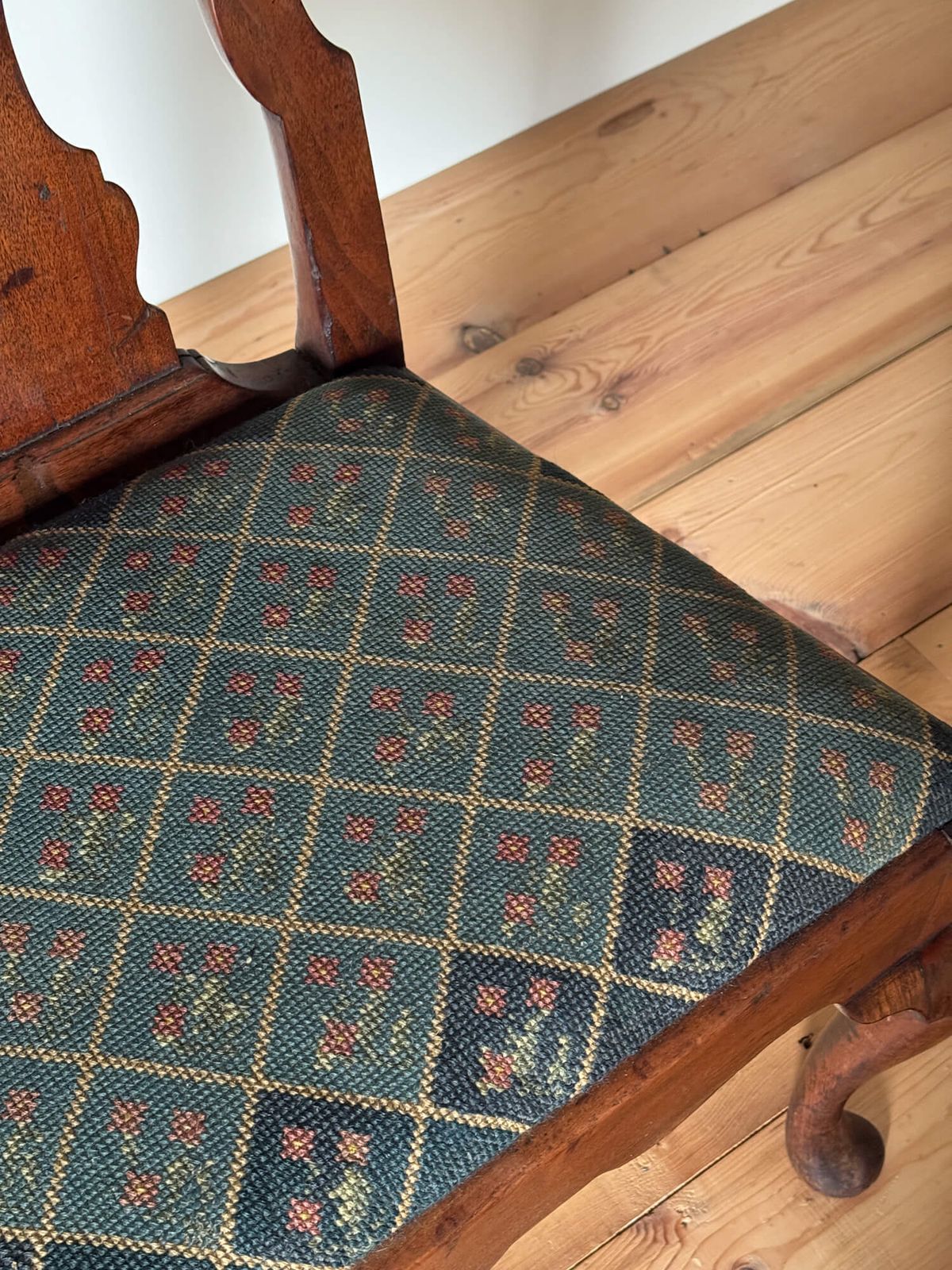 Antique Georgian Country Chair With Needlework Seat photo furniture