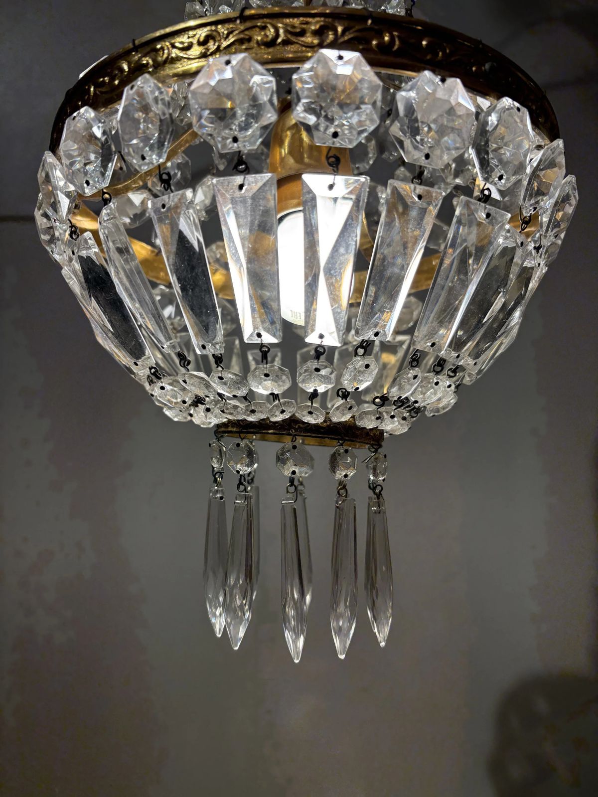 Italian Empire Style Chandelier In Gilt Brass And Bohemian Crystal photo vinterior