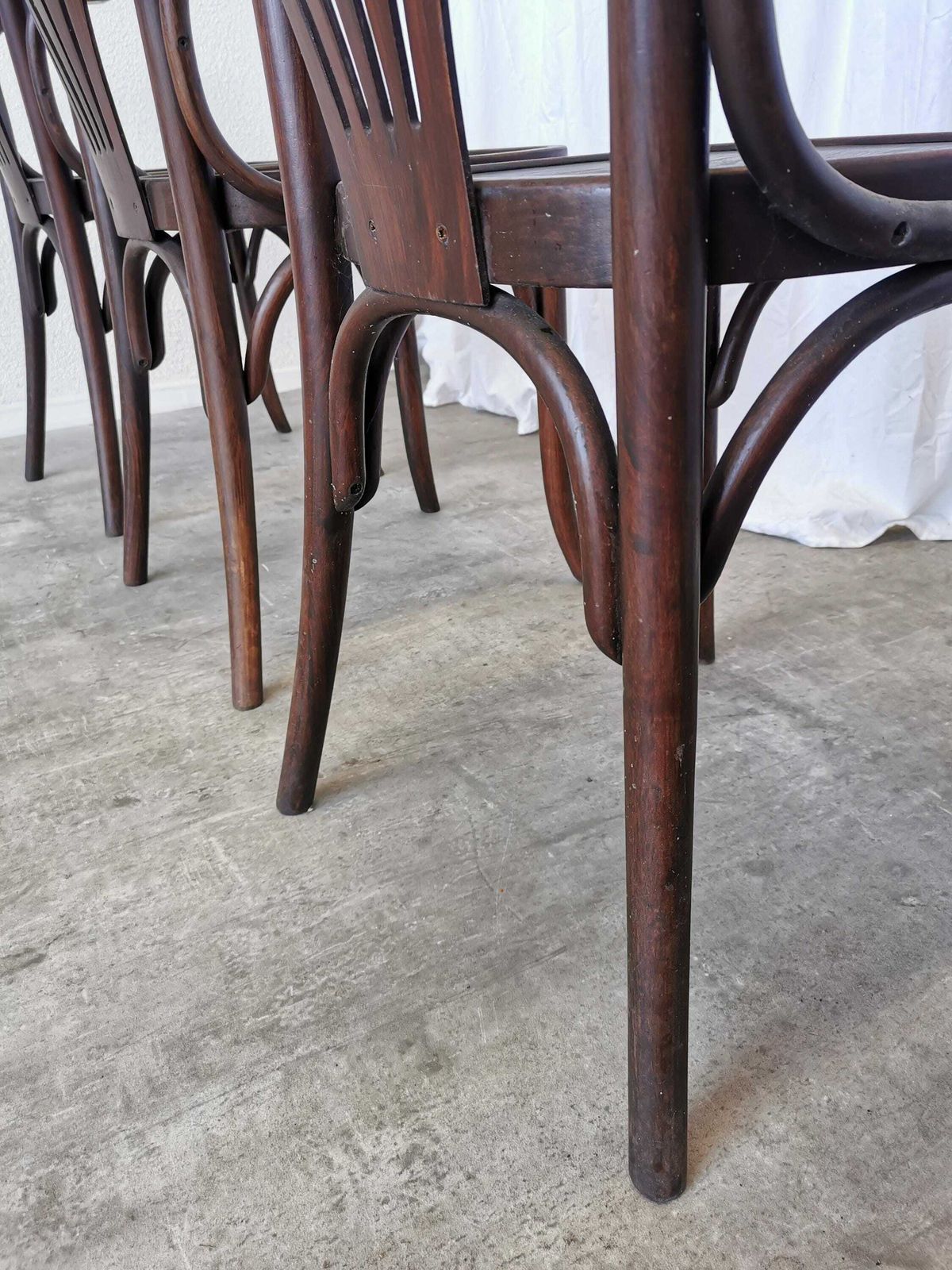 photo vinterior Set Of 4 Vintage Bentwood Dining Chair: Mid Century Thonet Style Armchair