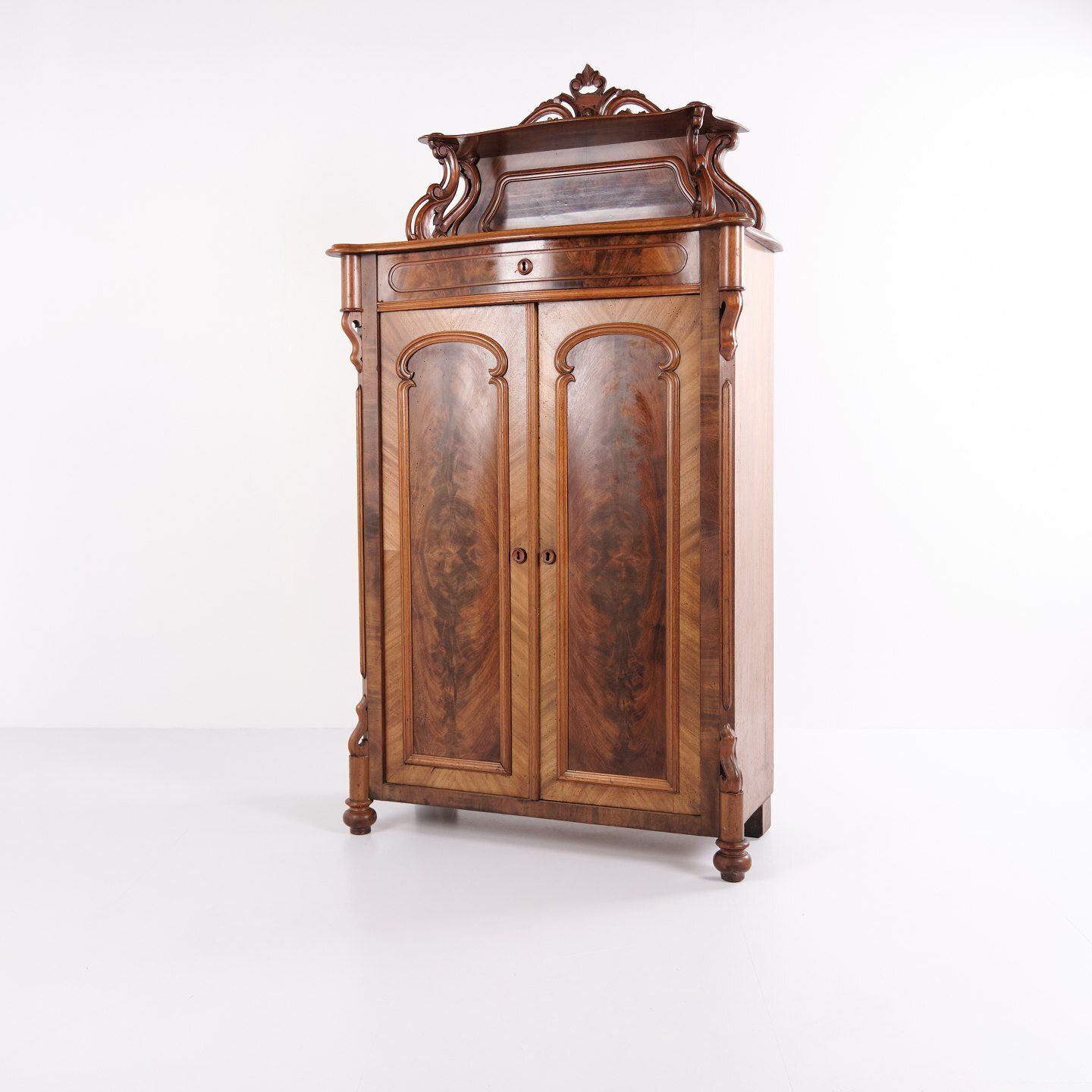 Cabinet   Mahogany   Antique   Carvings   Doors & Shelves   1880s photo Furniture