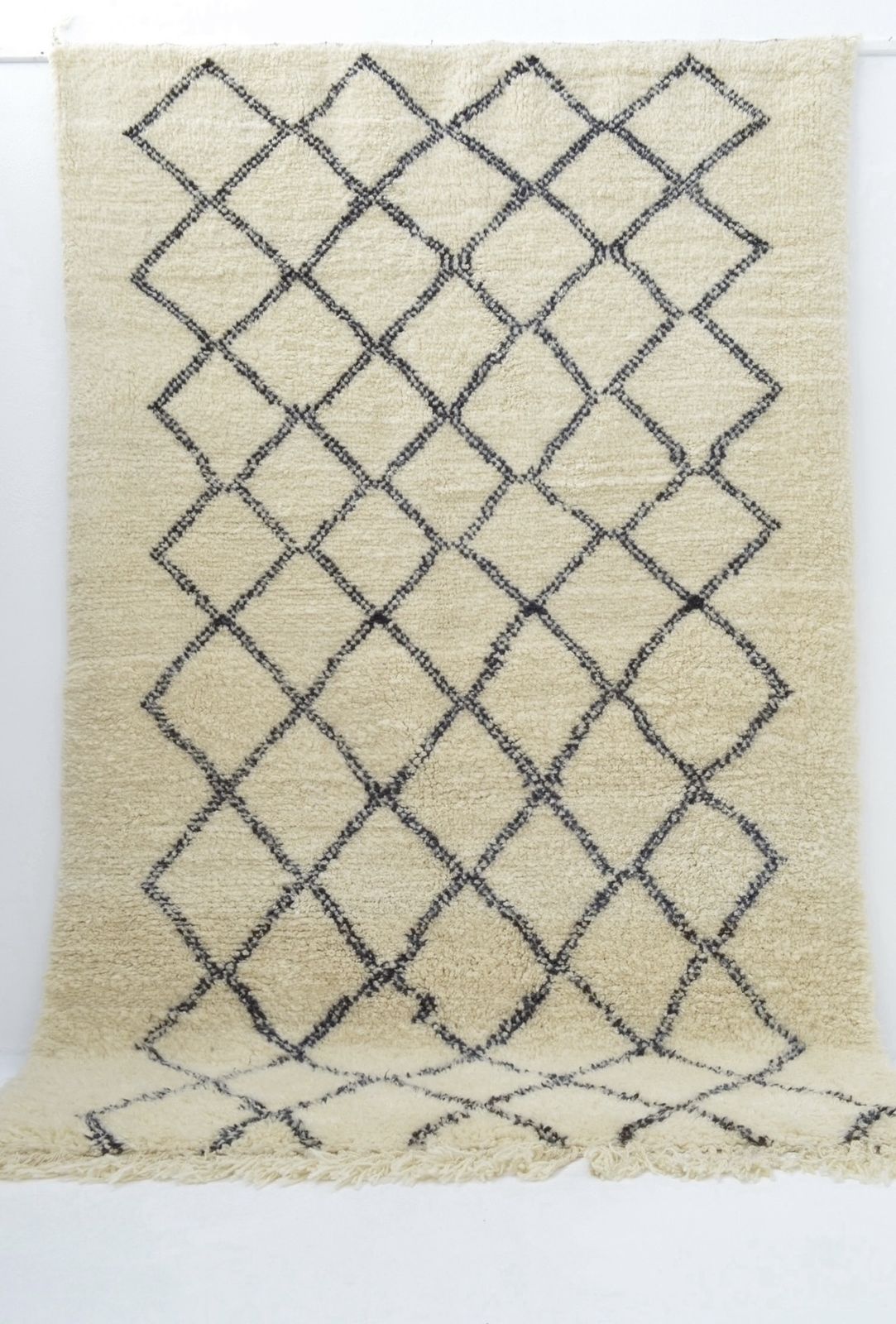 Vintage Moroccan Beni Ourain Rug 6’6”X 9 Ft 10 Hand Knotted Cream & Navy Lozenge Plush 100% Wool Berber Carpet Le Corbusier Eames photo vinterior