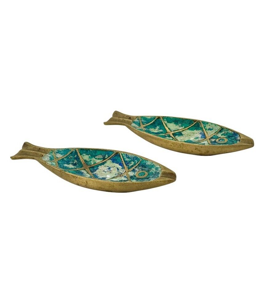 photo vinterior A Pair Of 1950s Malachite And Brass Fish Ashtrays By Pepe Mendoza