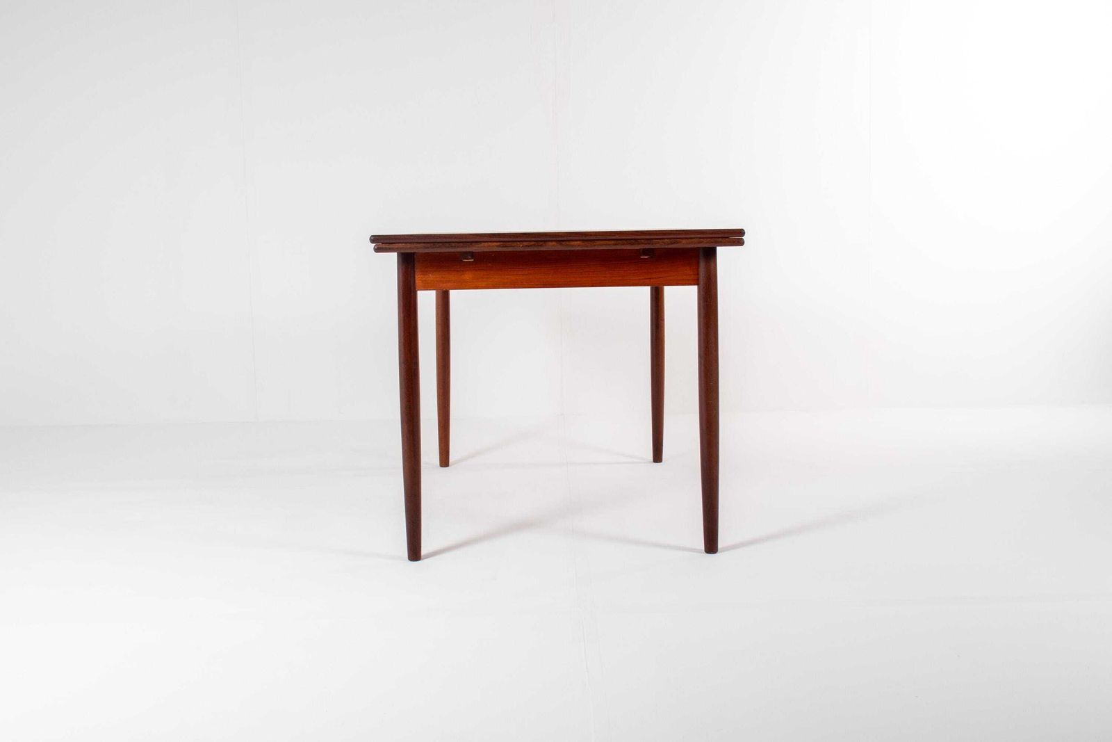 Mid Century Teak Extendable Dining Table – Scandinavian Design, 1960s photo vinterior