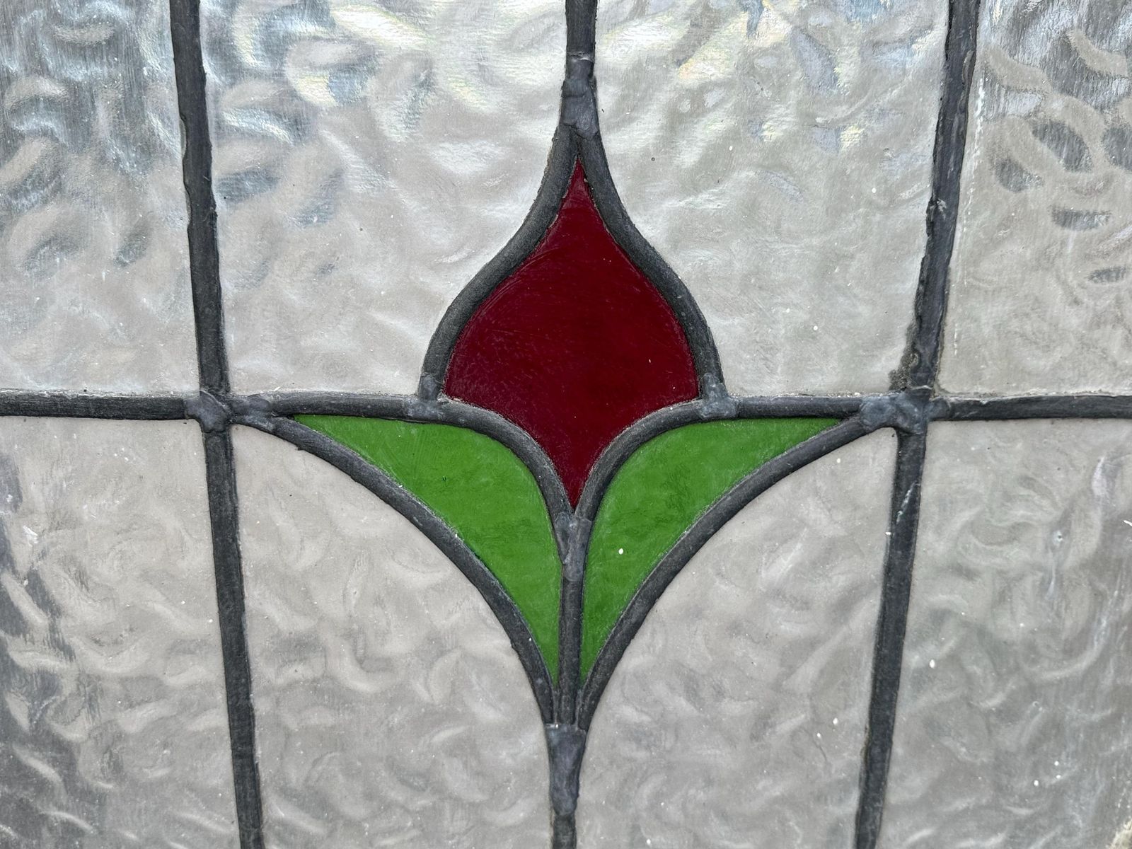 Original 1930s Art Deco Stained Glass Tulip Green And Red Design Window Panel photo Home Fixtures