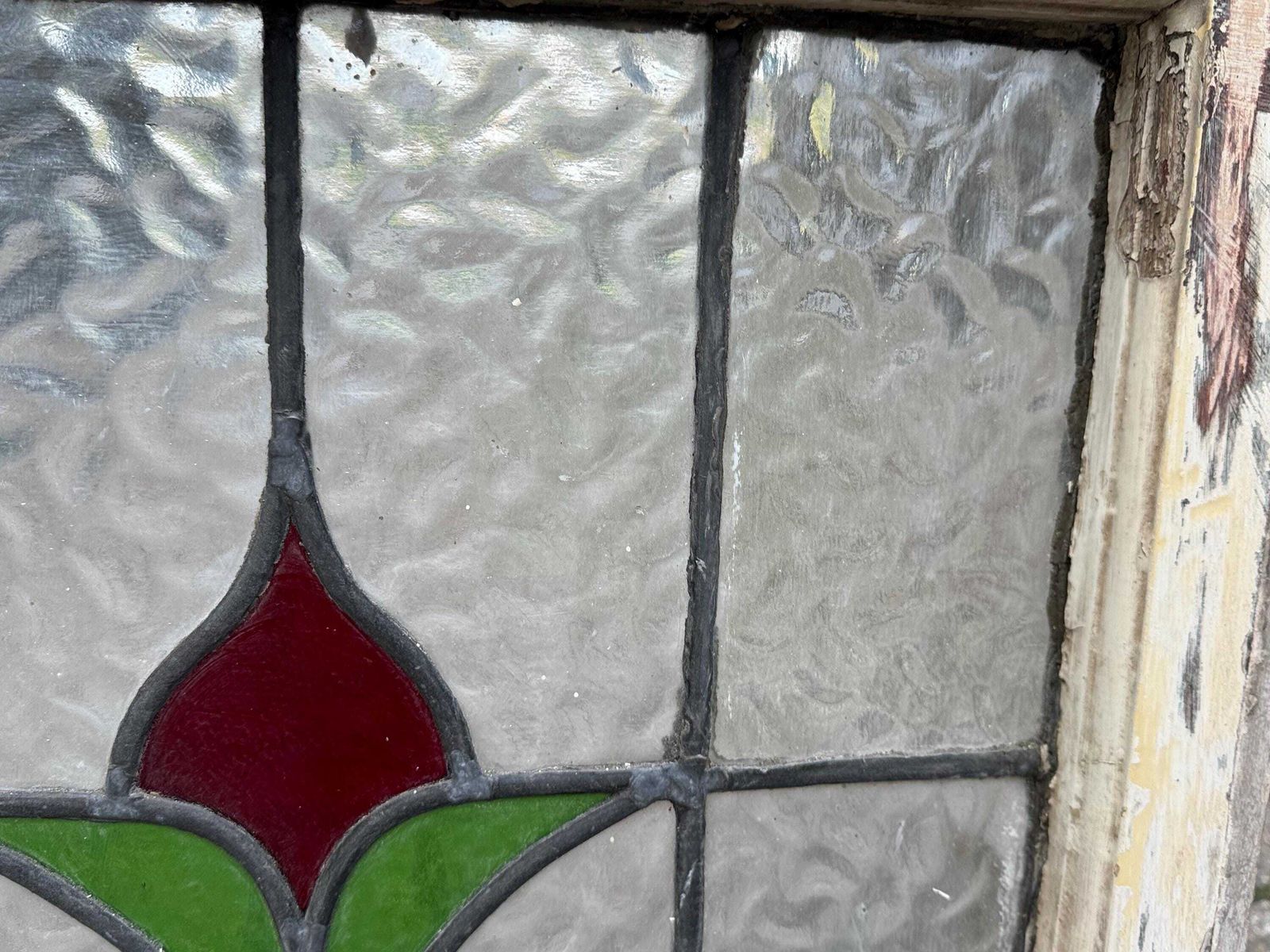 Original 1930s Art Deco Stained Glass Tulip Green And Red Design Window Panel photo buy