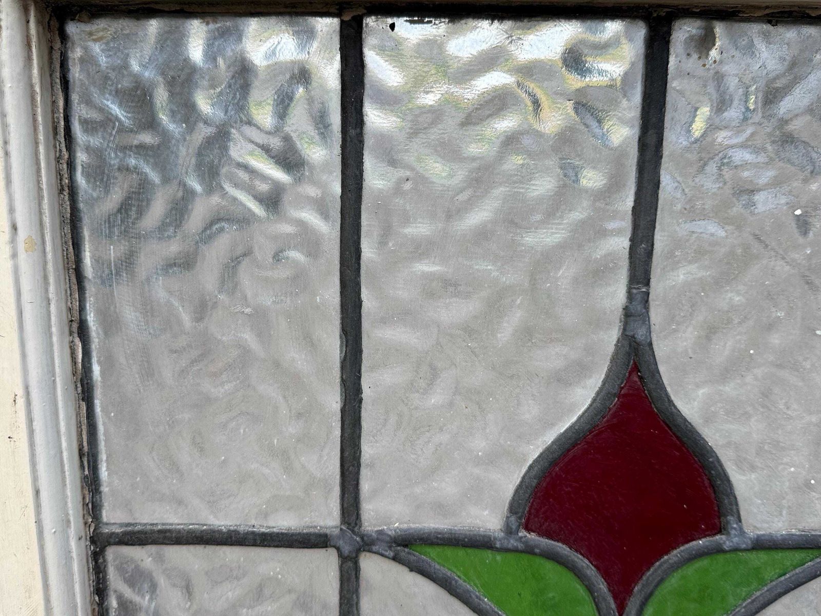 145.0 Original 1930s Art Deco Stained Glass Tulip Green And Red Design Window Panel photo