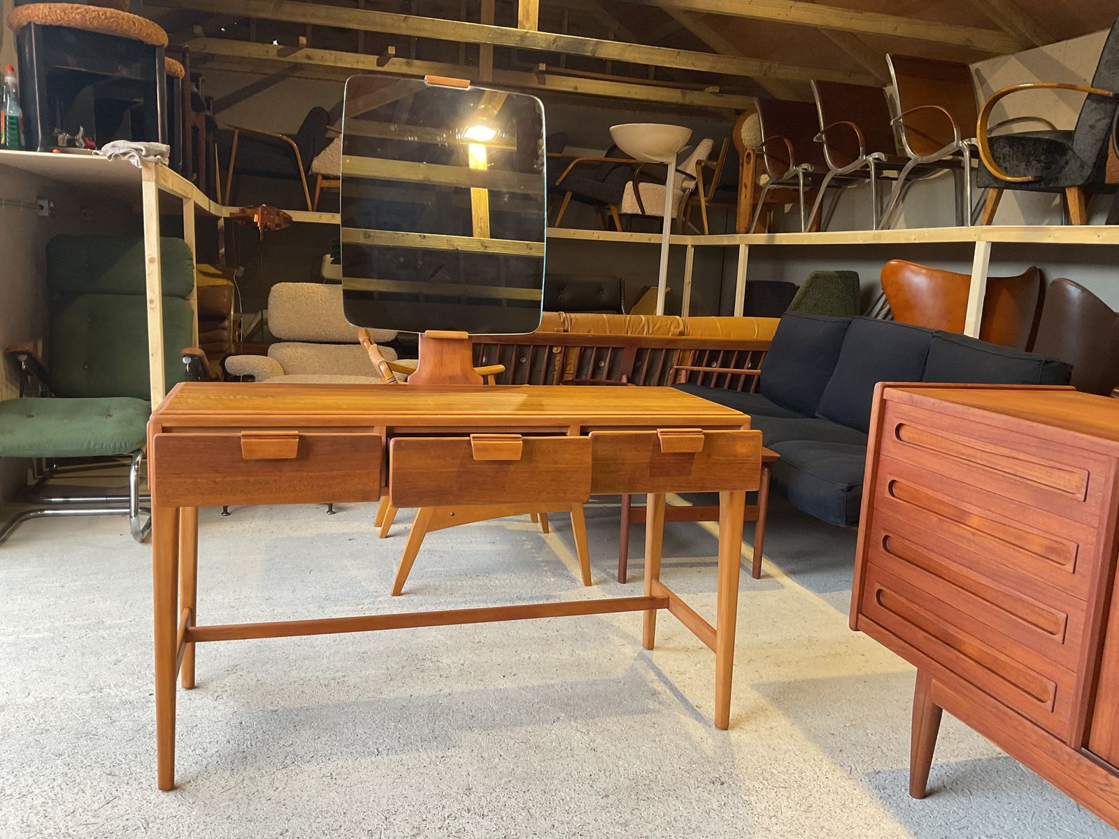Mid Century Dressing Table Designed By Jaques Groag For Loughborough 1950s photo vinterior