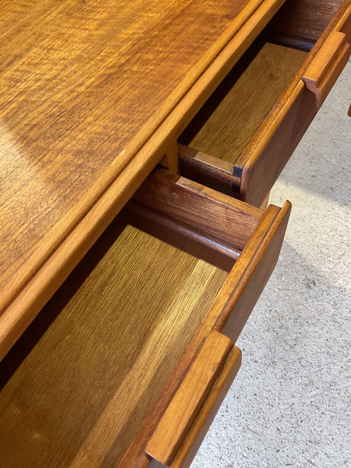 1085.0 Mid Century Dressing Table Designed By Jaques Groag For Loughborough 1950s photo