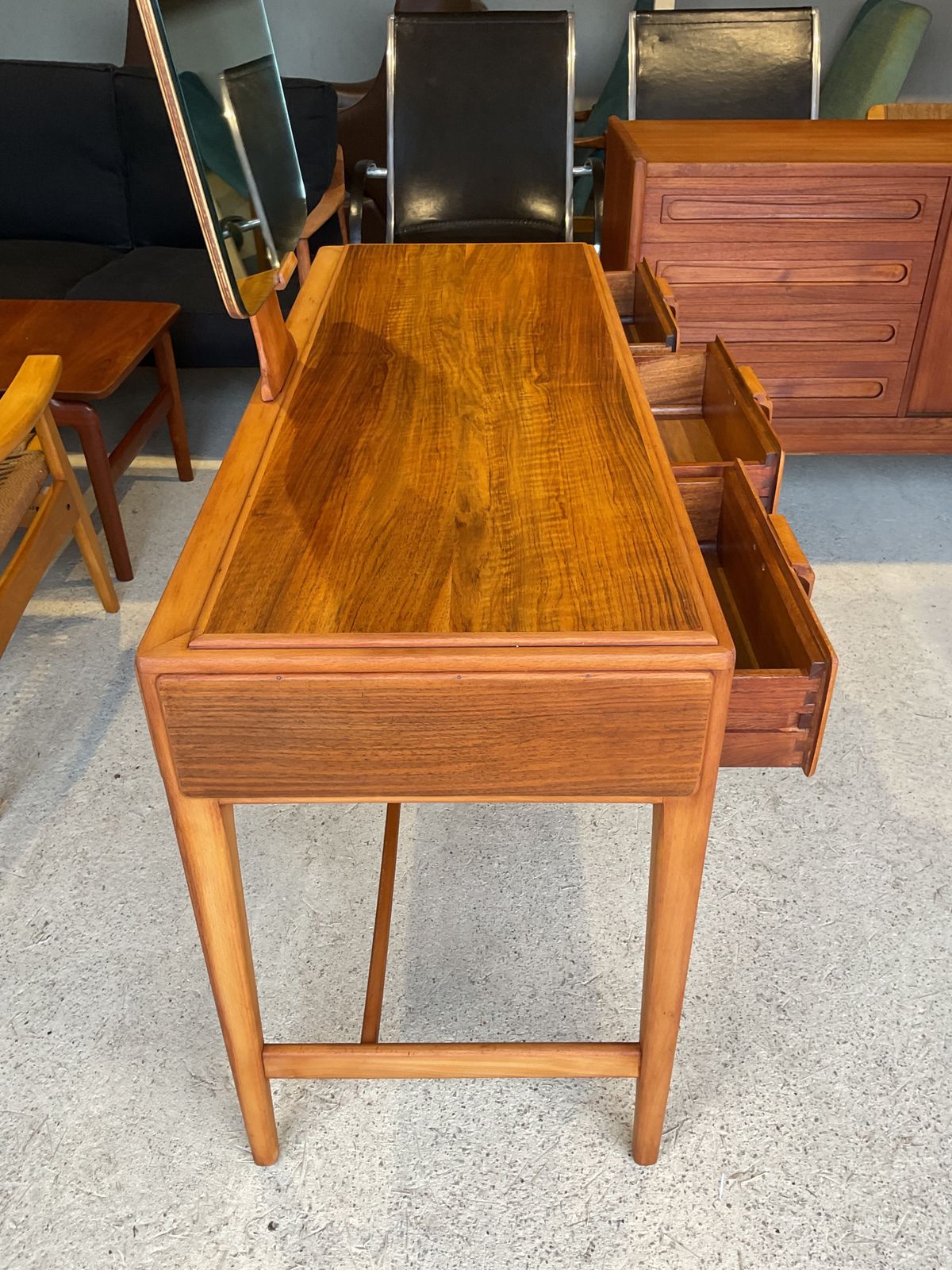 photo vinterior Mid Century Dressing Table Designed By Jaques Groag For Loughborough 1950s