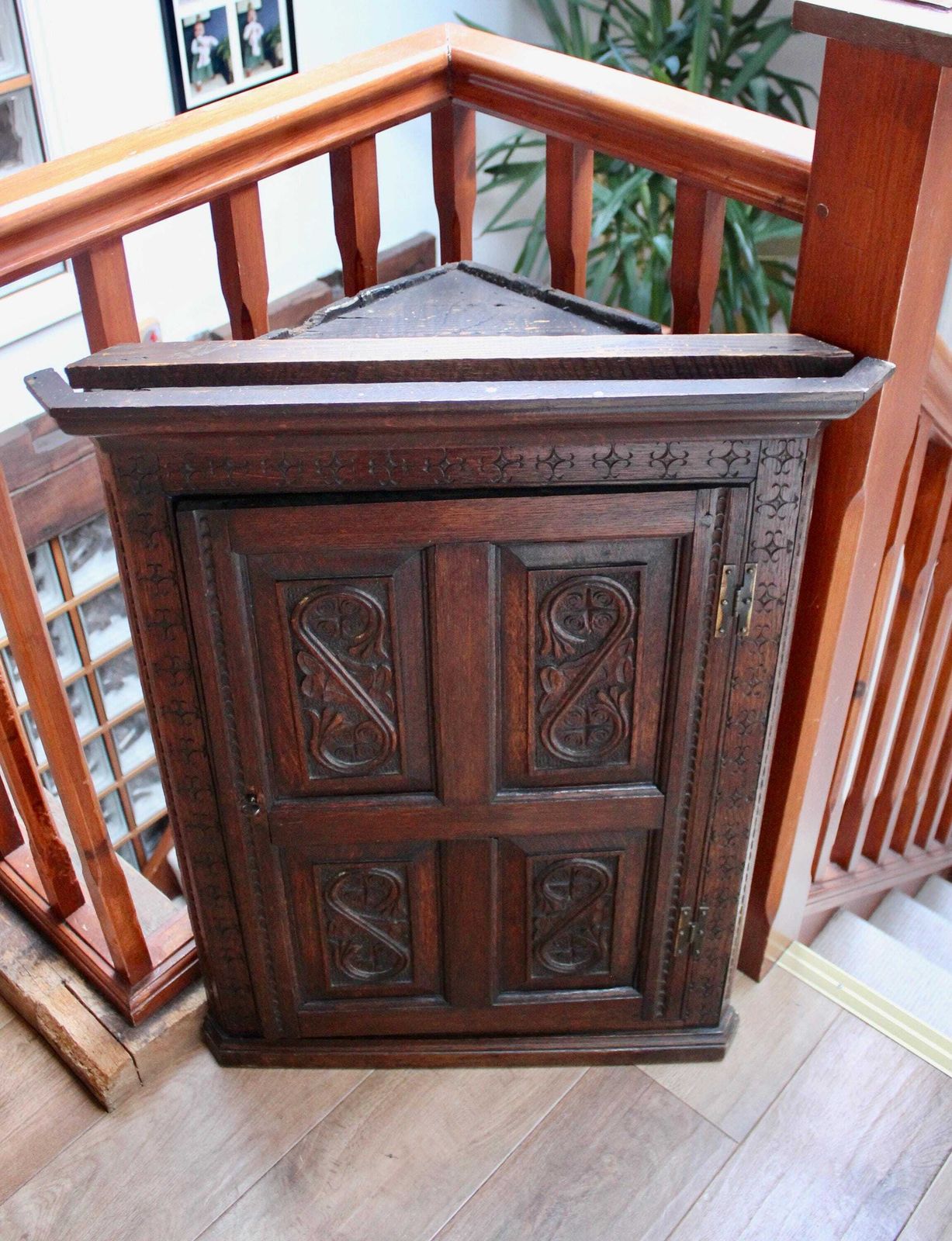 Antique Georgian Carved Oak Corner Cupboard Cabinet photo Furniture