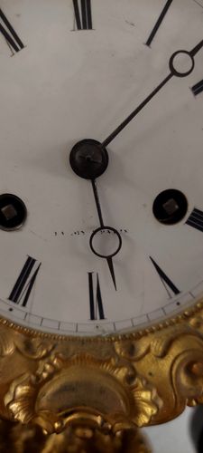 photo furniture Important Napoleon III Clock With Temple Inlaid Gilded Bronze 19th Century