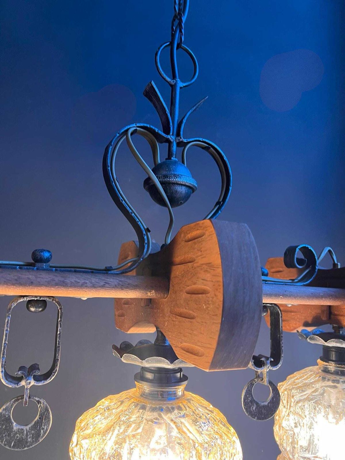 photo vinterior Vintage Rustic Mid Century Chandelier: Spanish Revival Wood Beam, Cracked Ice Amber Glass