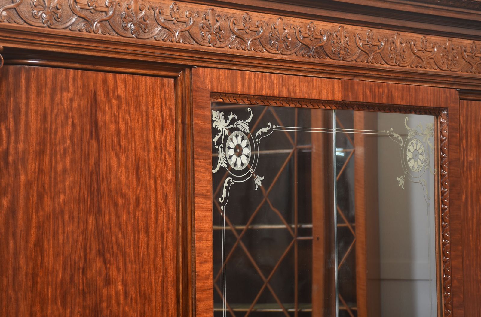 Magnificent Antique Four Door Mahogany Wardrobe photo Furniture