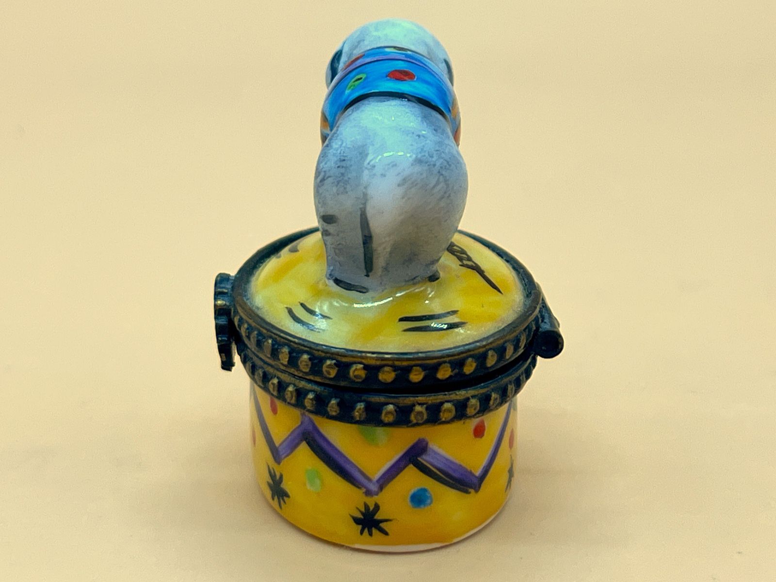 Limited Edition Limoges Porcelain Indian Circus Elephant Hand Painted Trinket / Jewelry Box. No: 17 Of 260. photo Home Decor