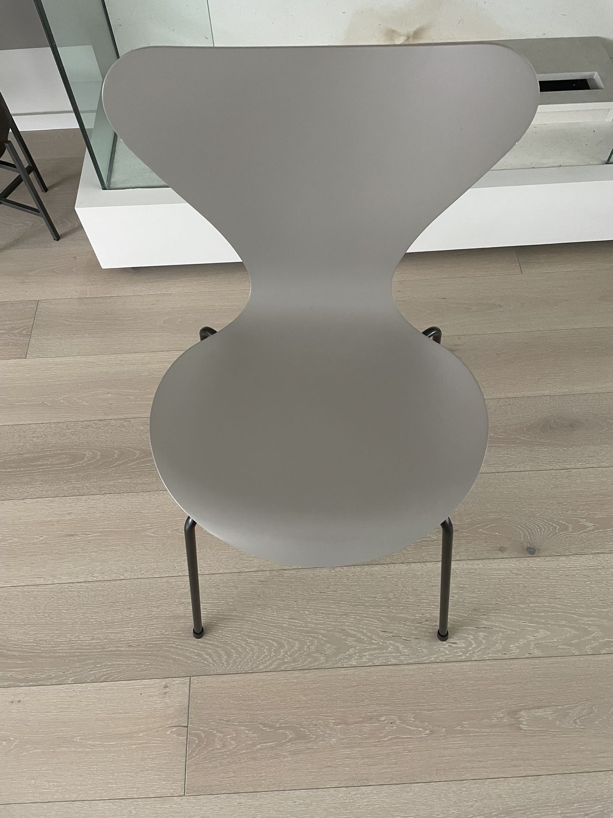 Fritz Hansen Series 7 Dining Chair – Deep Clay – Arne Jacobsen Design photo buy