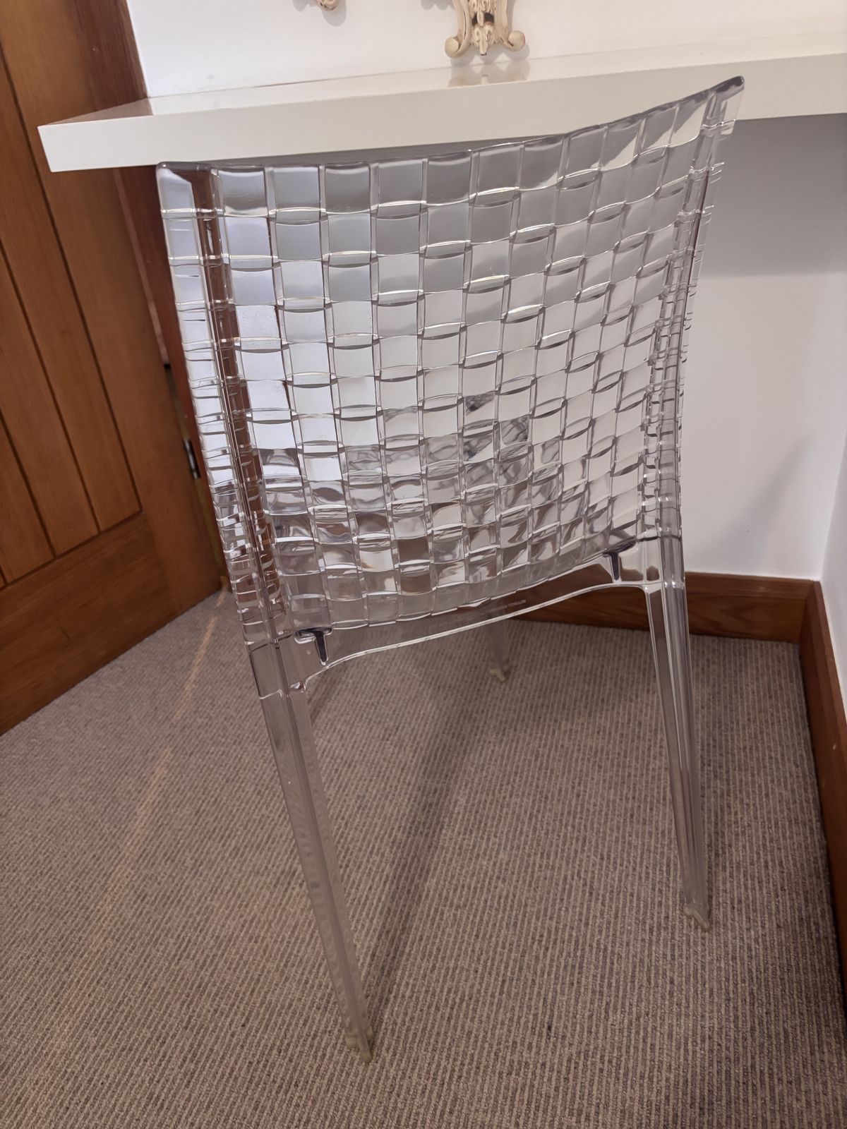 Kartell Ami Ami Tokujin Yoshioka Transparent Ghost Dining/Dressing Table Chair. Rrp£195+ photo 100.0