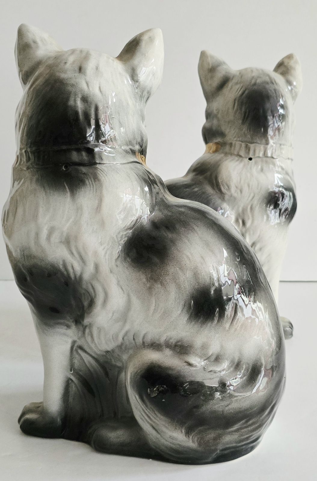 A Pair Of Antique Bo'ness Scottish Ceramic Mantle Cats. photo vinterior