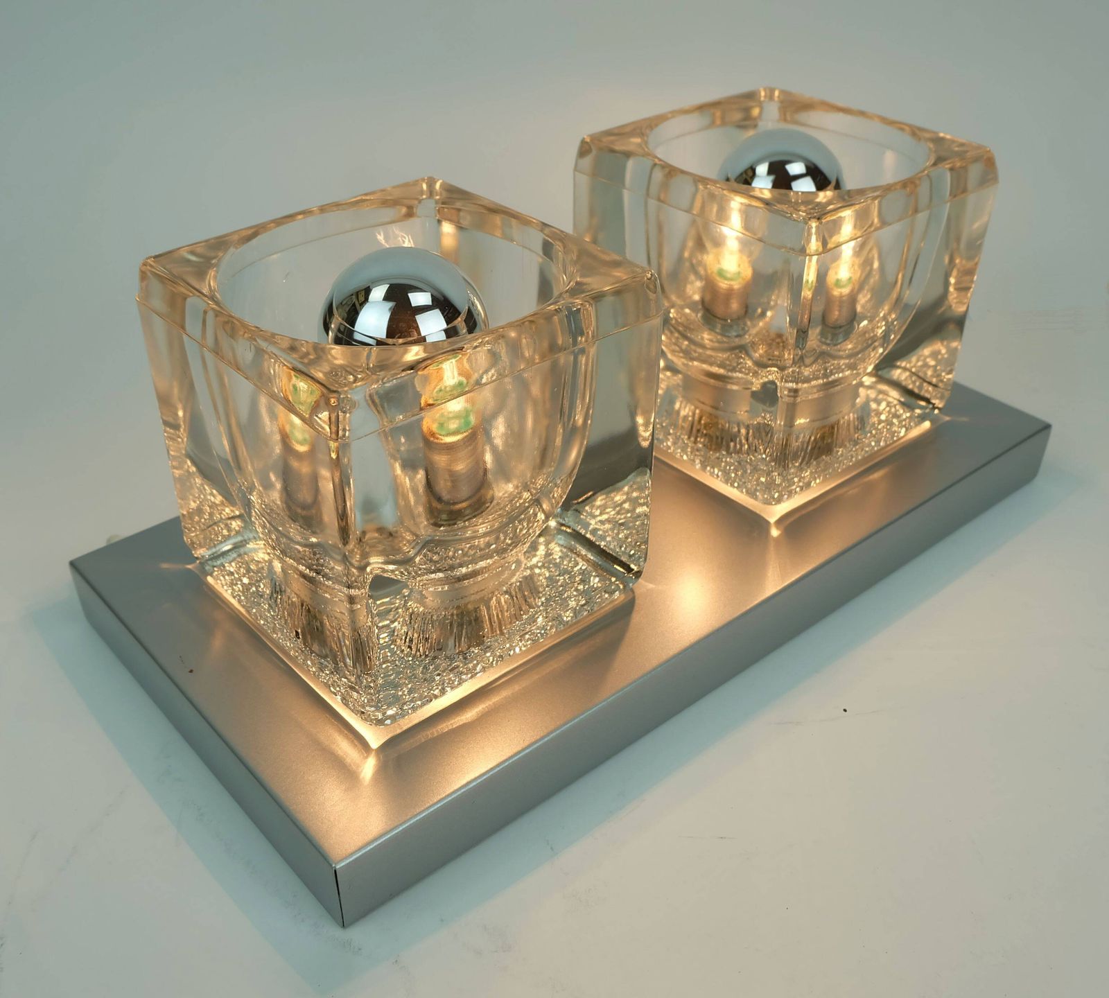 Lighting Peill & Putzler N° 1 Of 2 Wall Light, 60s/70s Style, With 2 Glass Cubes. photo