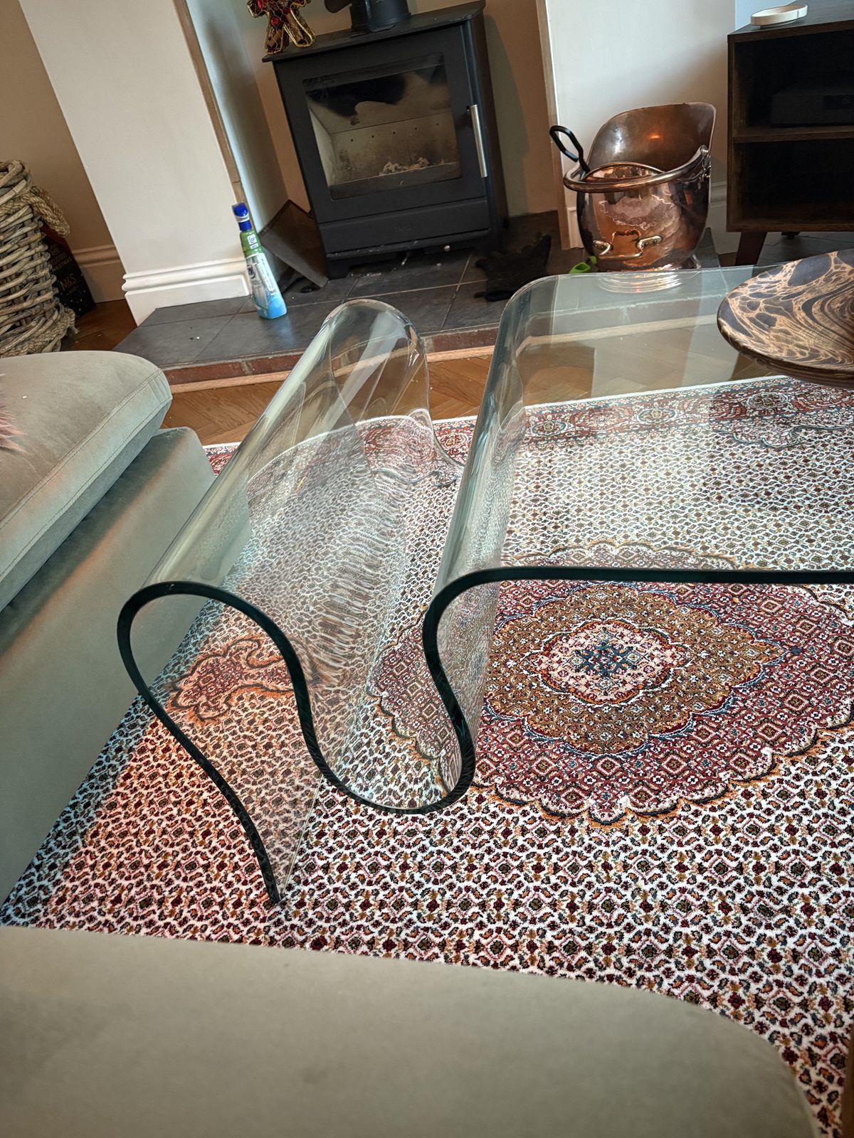 Curved Glass Italian Coffee Table – For Sale In Excellent Condition photo for sale