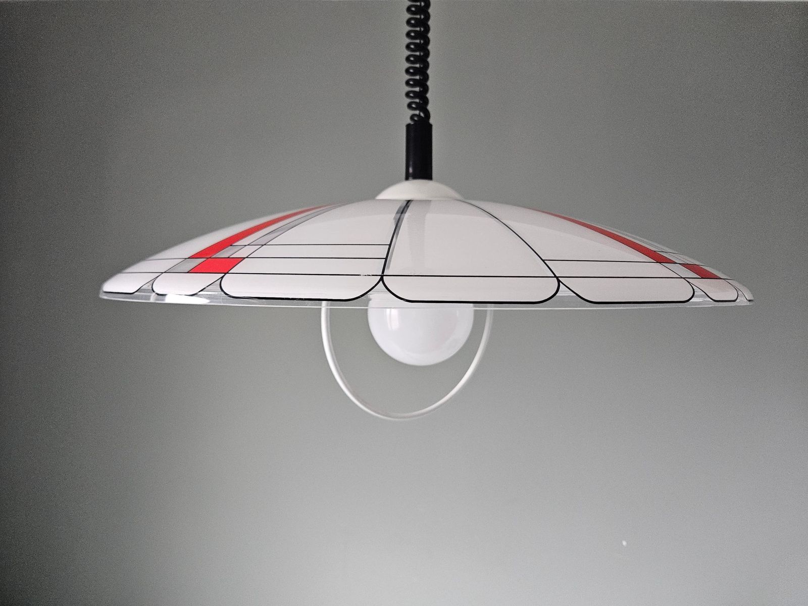 Vintage Pendant Lamp – Red & Black Geometric Design photo vintage