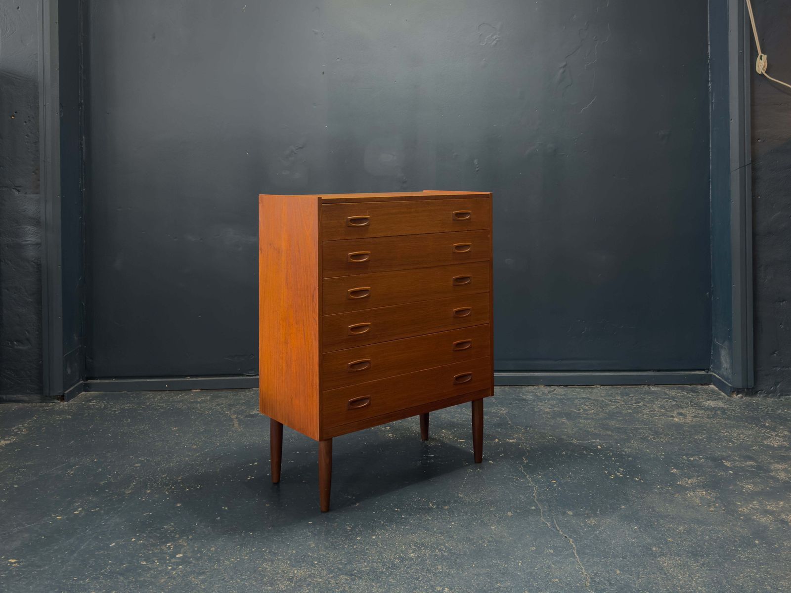 Teak Chest Of Drawers With Rectangular Handles photo furniture