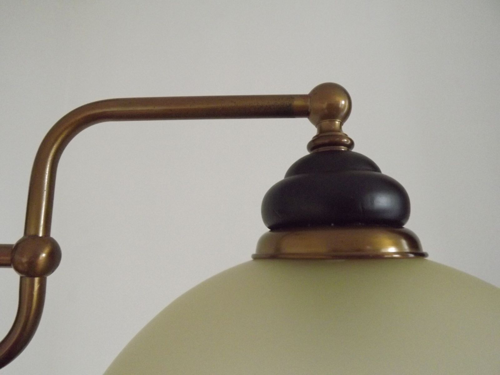 photo vinterior French Mid Century Bronze Effect And Black Metal Double Billiard Light With Cream Glass Shades