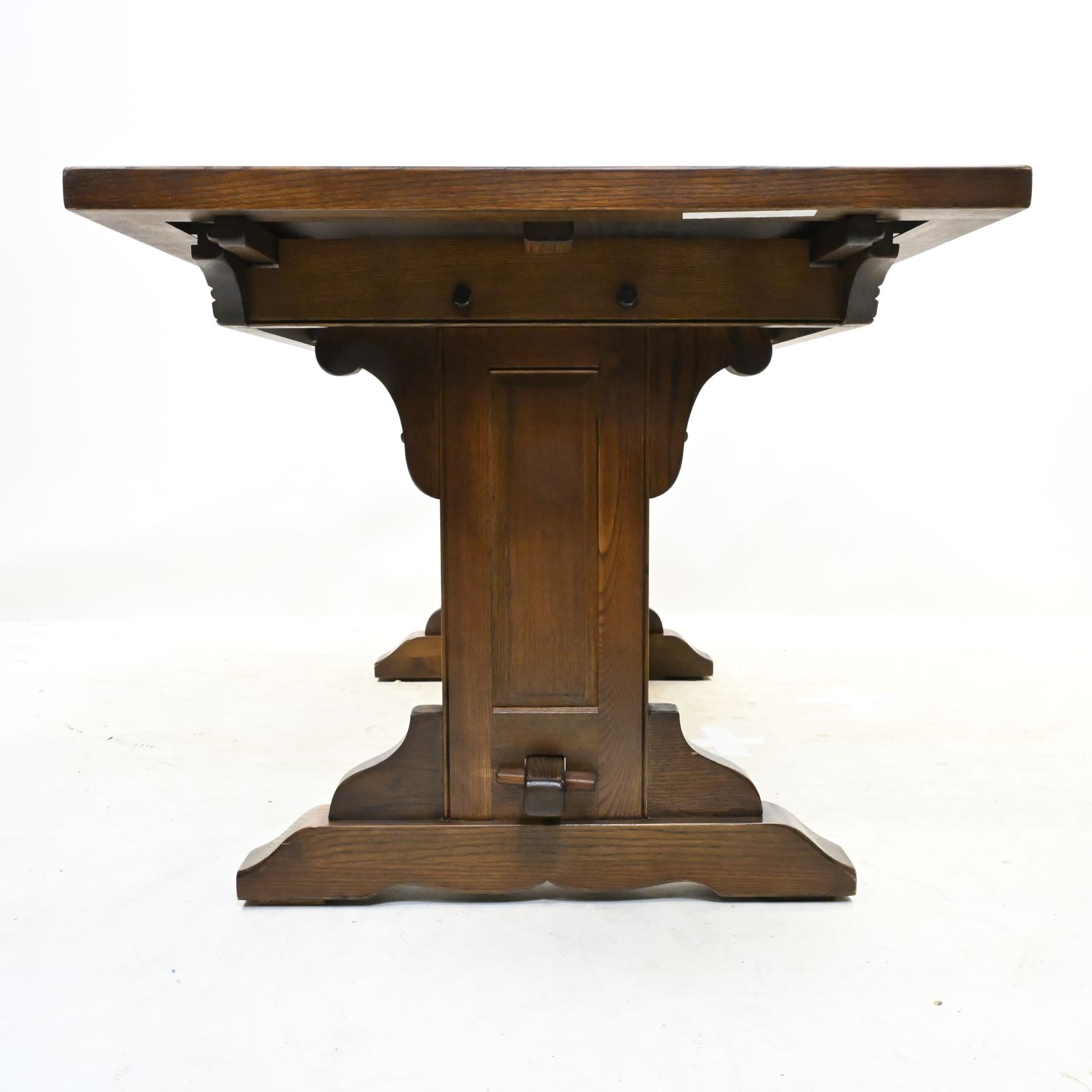 photo vinterior Old Charm Richmond Oak Extending Dining Table Light Oak Finish Free Uk Delivery