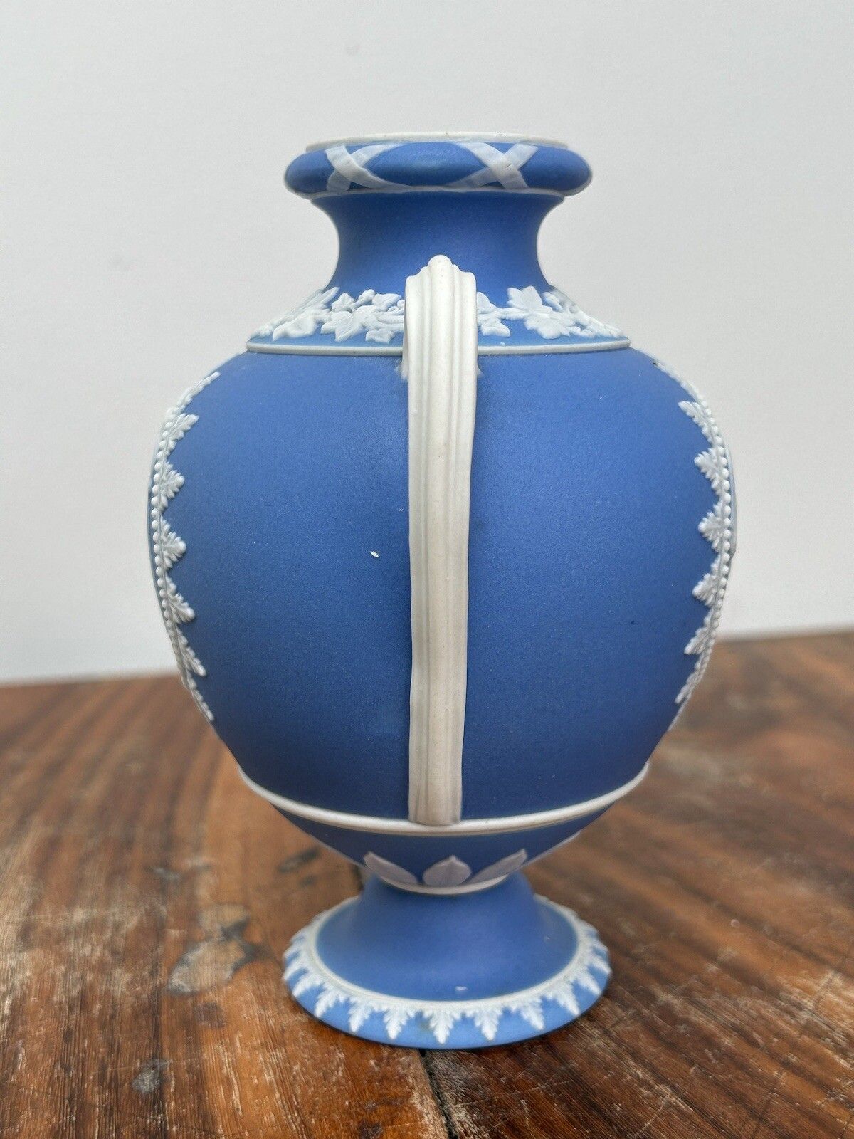 Wedgwood Light Blue Jasperware Twin Handle Bulbous Vase Rare 19thc 13.5cm photo Home Decor