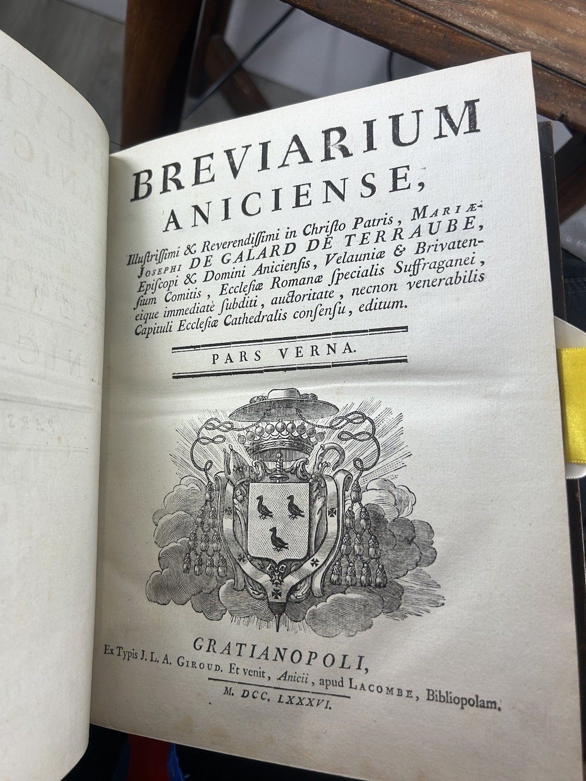 Home Decor Breviarium Romanum 1786 Latin 4 Volume Leather Set Antique Catholic Liturgy photo