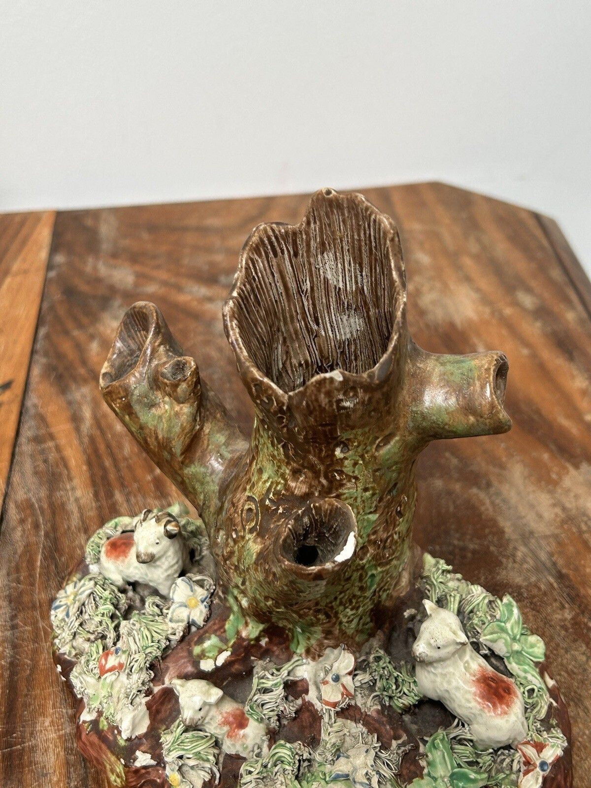 photo vintage Antique Staffordshire Sheep Spill Vases Pair, Early 1800s, 4 Hole Design