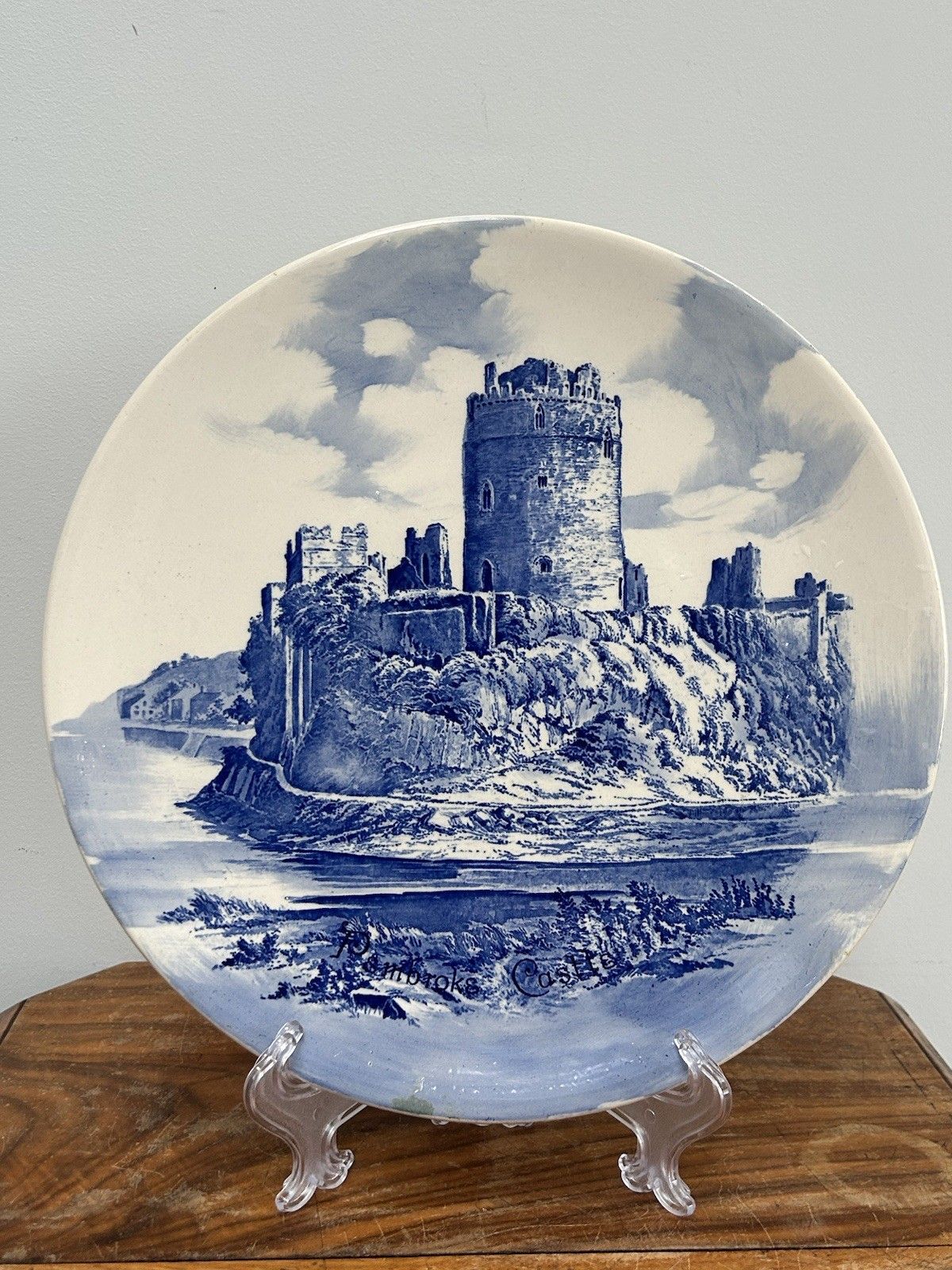 Antique Edwardian Royal Doulton “Pembroke Castle” 34cm Charger Plate