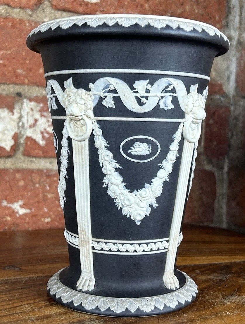 Wedgwood Blue Jasperware Monopodia Planter Vase 19cm Classical Elegant photo furniture