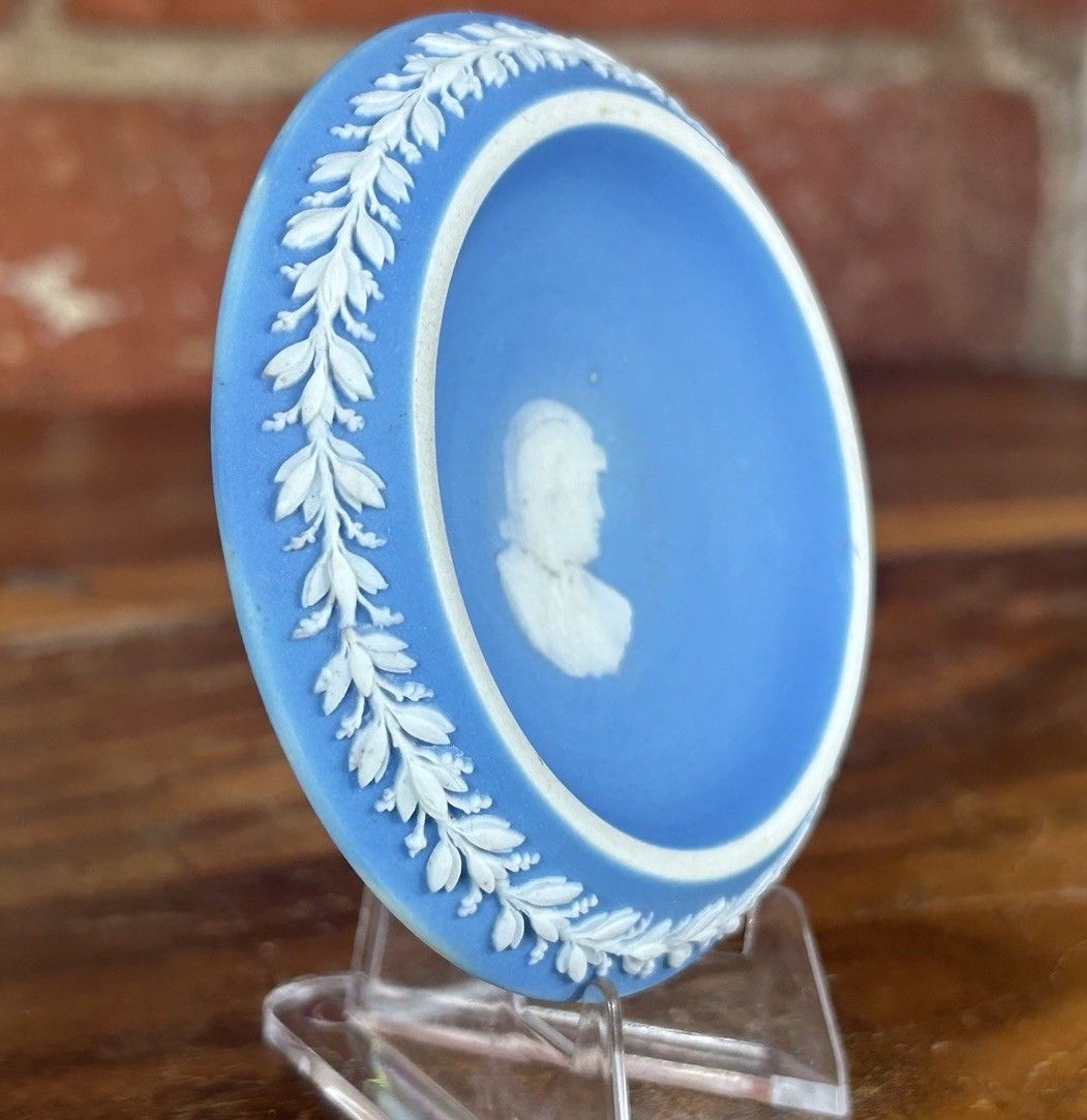 Antique Wedgwood Pair Roman Soldier Pin Dishes / Ashtrays Rare 8cm photo for sale