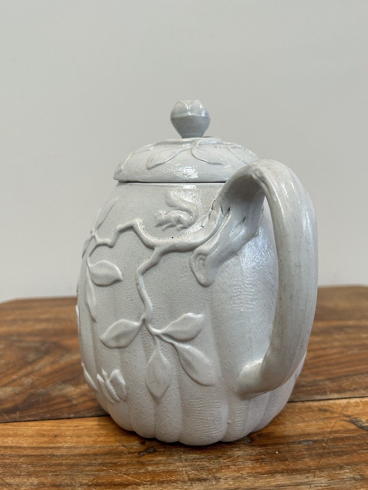 Early 19thc Minton Staffordshire White Salt Glaze Butterfly Stoneware Teapot photo furniture