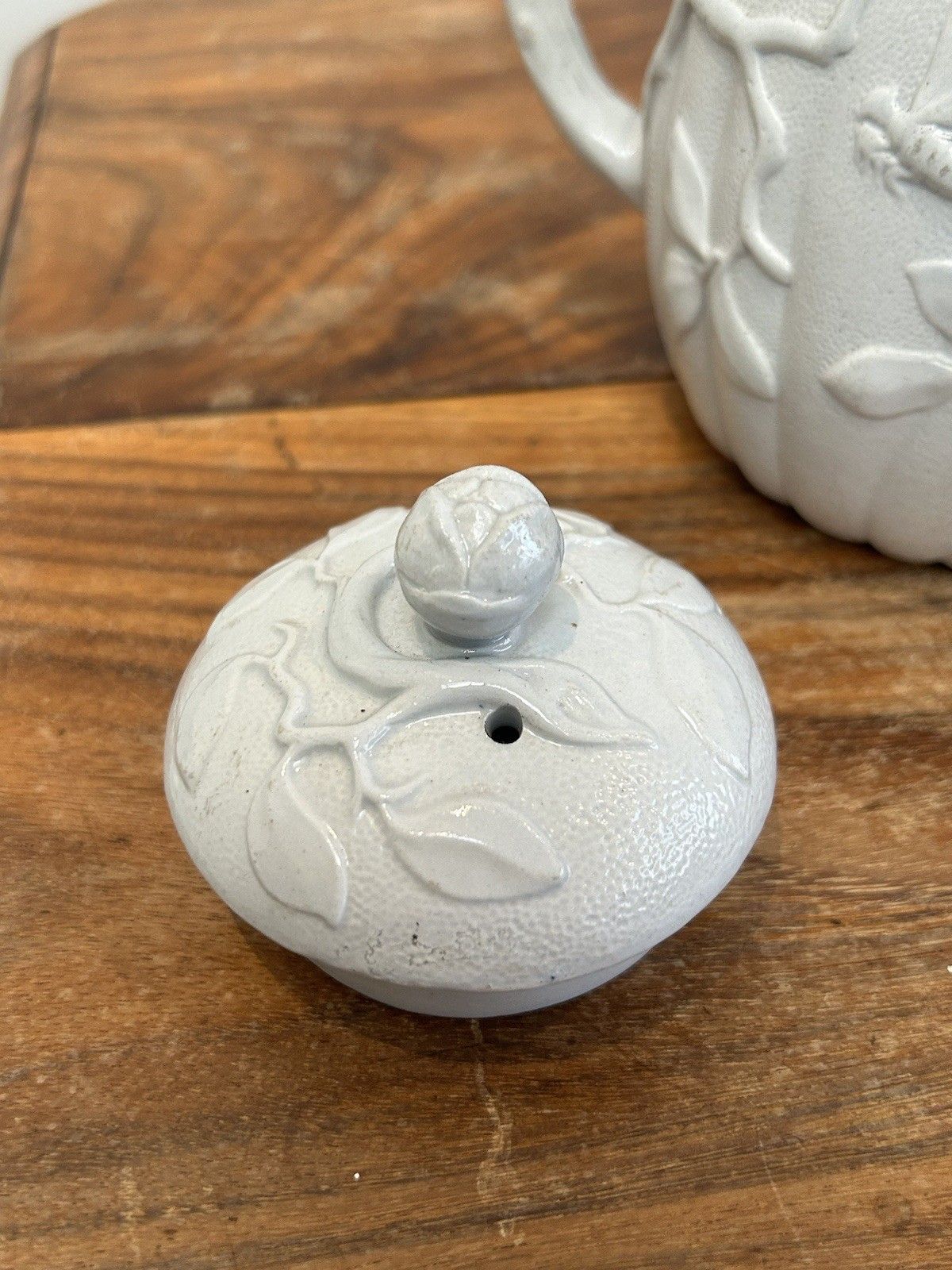Early 19thc Minton Staffordshire White Salt Glaze Butterfly Stoneware Teapot photo buy