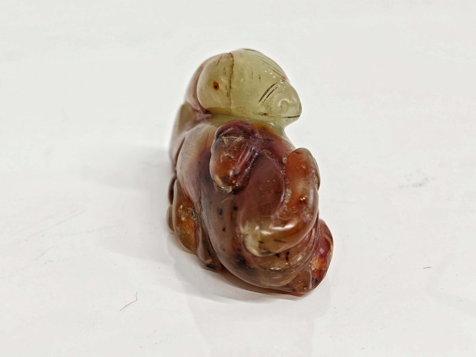 Antique Hand Carved Deer Figurine In Agate Stone, China 19th Century photo 800.0