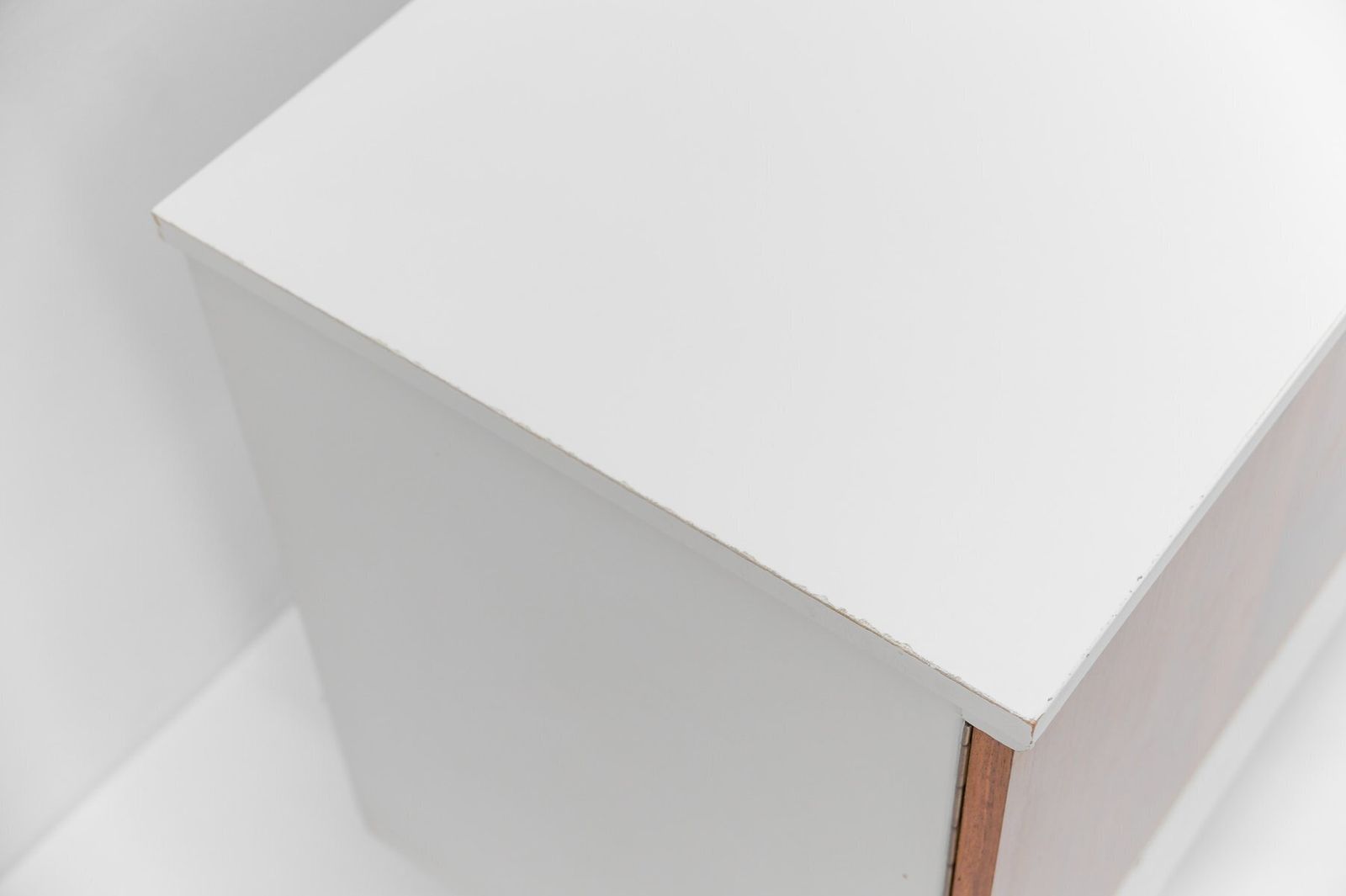 Mid Century Modern Brown & White Sideboard, 1960s photo vinterior