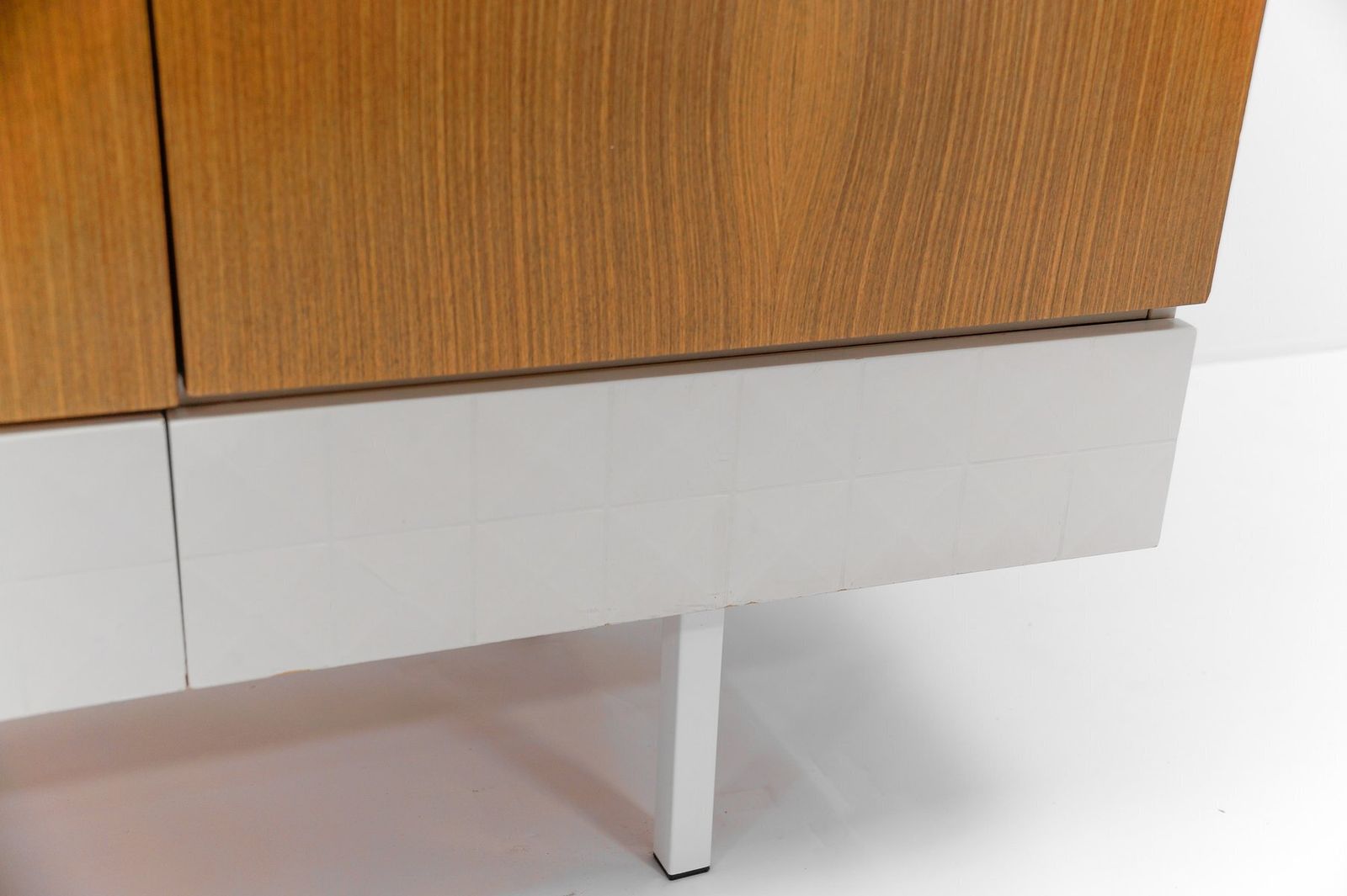 photo buy Mid Century Modern Brown & White Sideboard, 1960s