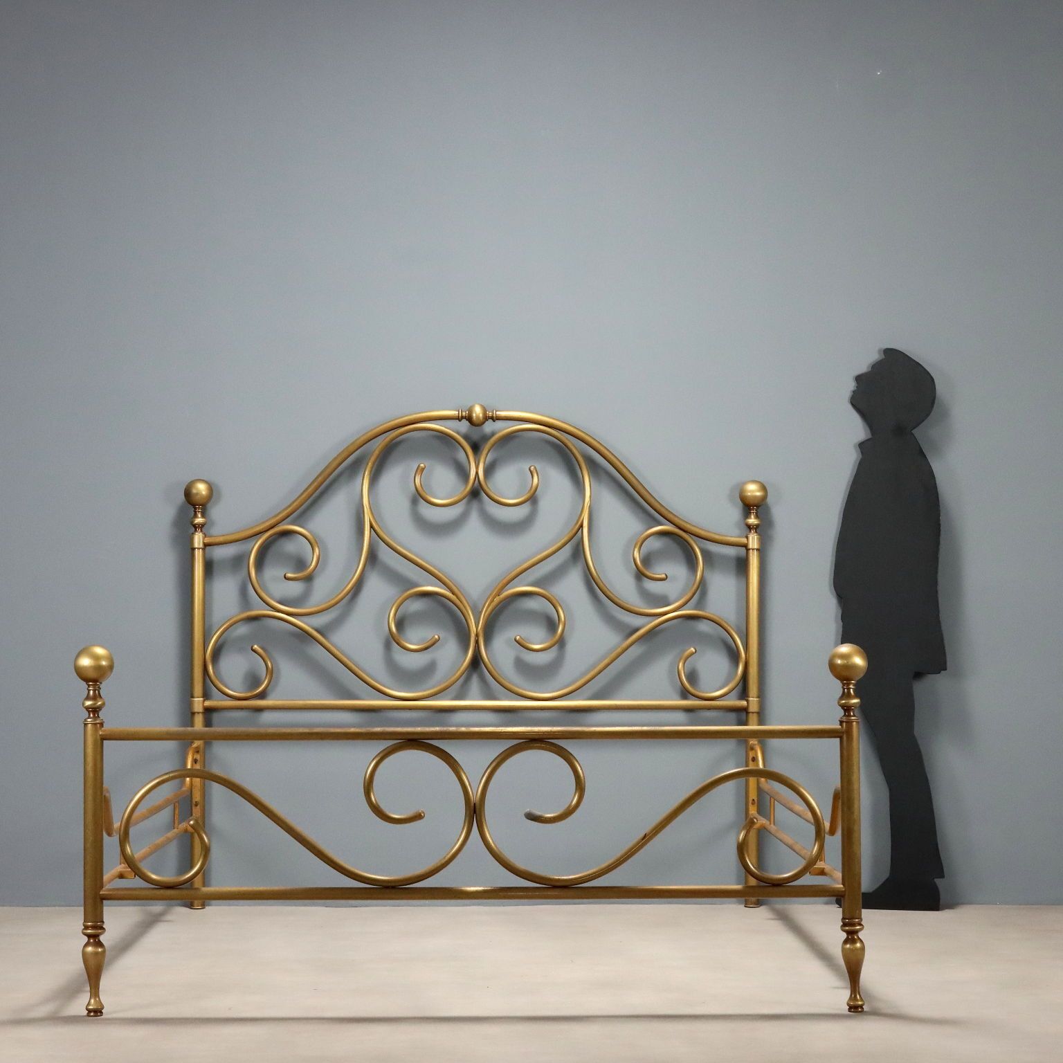 Antique Double Bed Brass Decorations Italy XX Century photo furniture