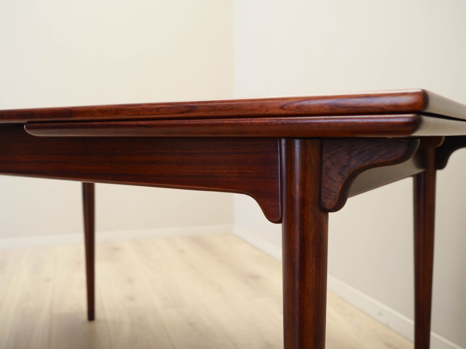 photo vinterior Vintage Tafel, Deens Design, Jaren 1970, Fabrikant: Omann Jun, Ontwerper: Gunni Omann