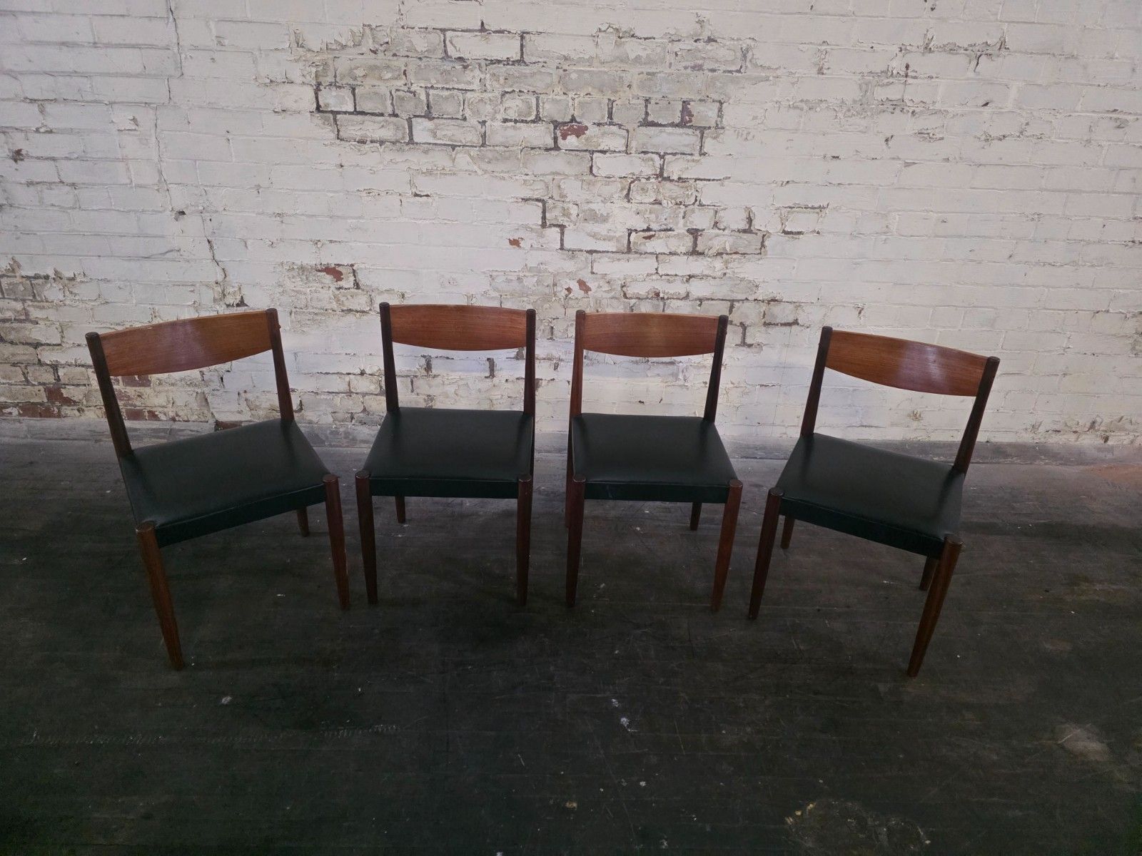 Set Of 4 Teak Mid Century Dining Chairs Frem Rojle photo 675.0