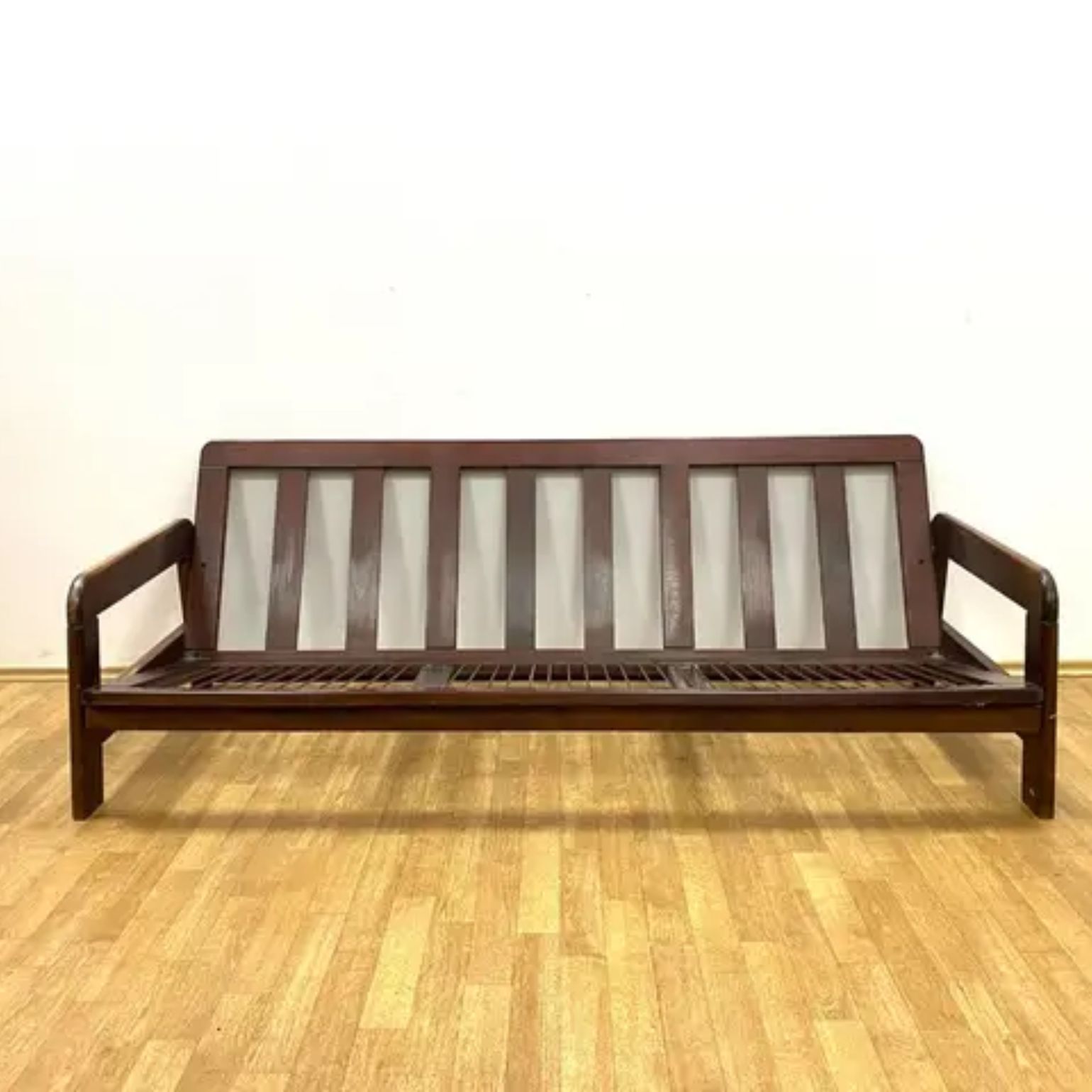 Retro Sofa, Massief Houten Frame, Jaren 1970 photo vinterior