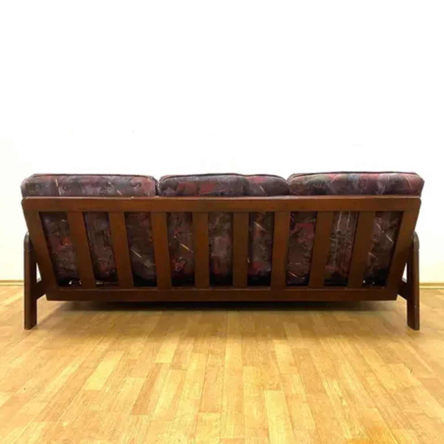 Retro Sofa, Massief Houten Frame, Jaren 1970 photo vintage