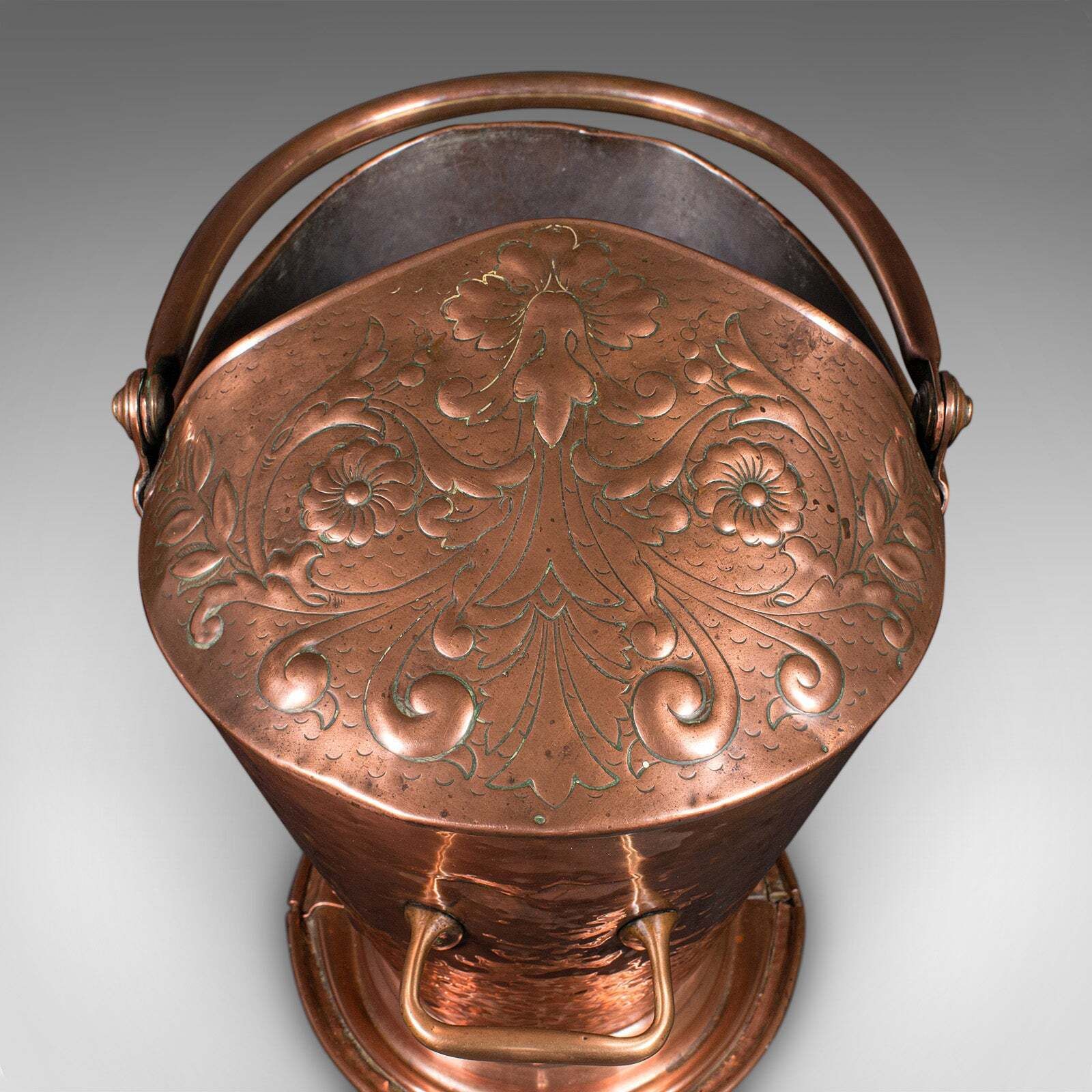 Antique Fireplace Coal Scuttle, English Copper, Basket, Art Nouveau, Victorian photo vintage