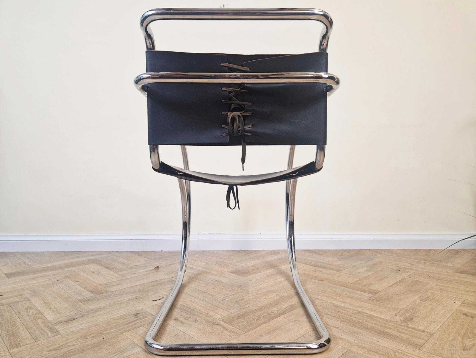Mies Van Der Rohe Thonet Mr20 Leather & Chrome Mid Century Bauhaus Cantilever Lounge Chair photo 1950.0