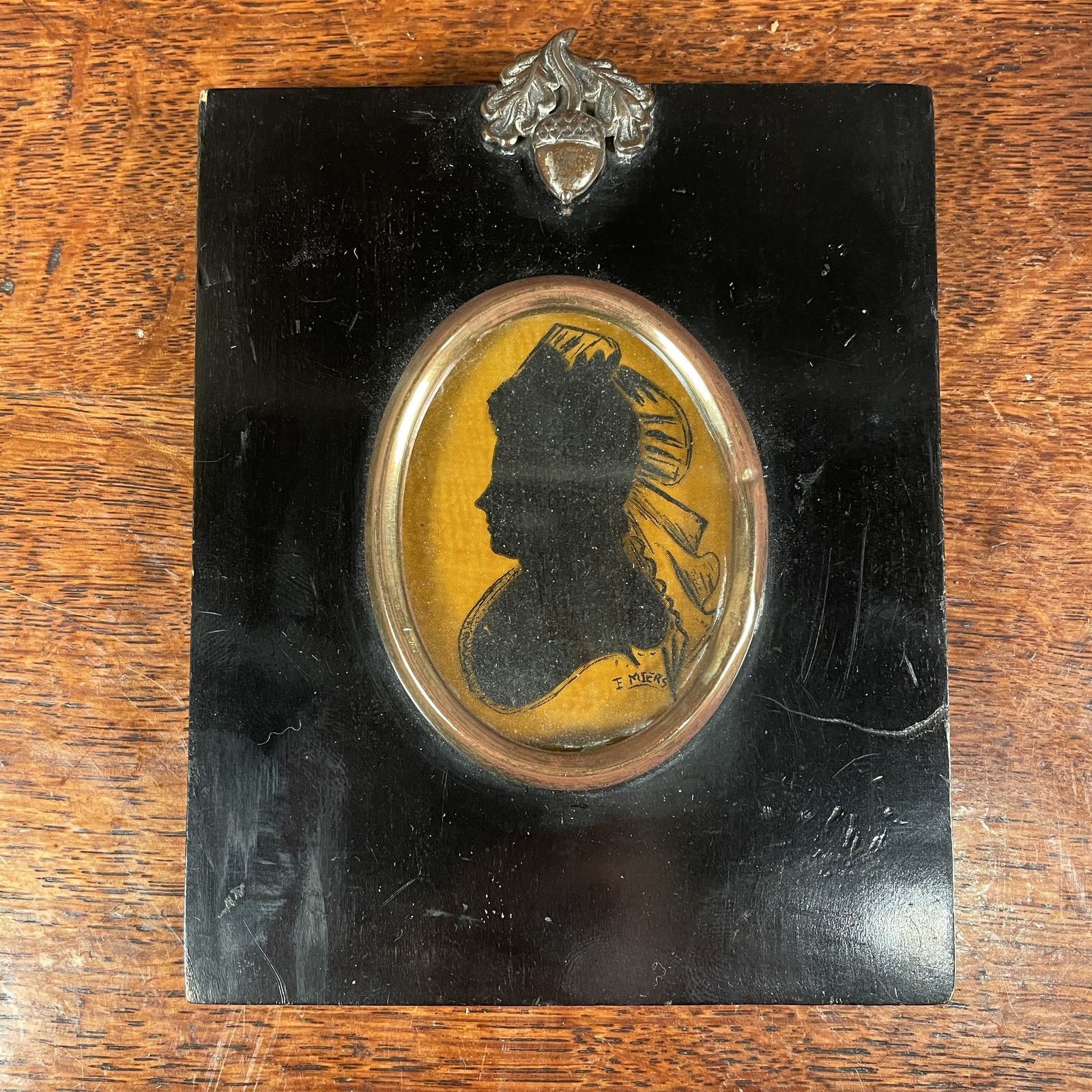 Early Victorian Silhouette Of A Lady