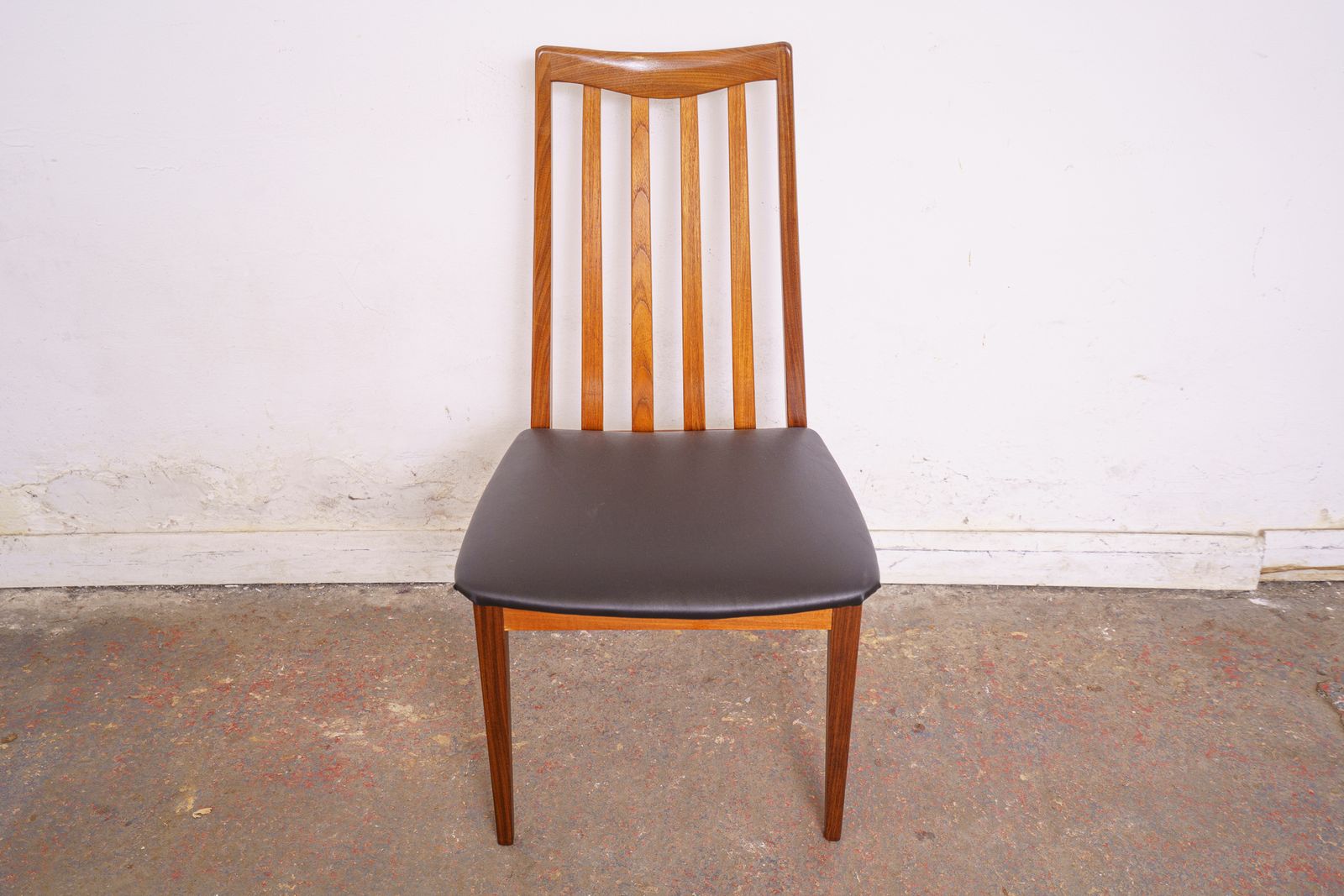 4 G Plan Mid Century Teak Dining Chairs, Newly Upholstered photo vinterior