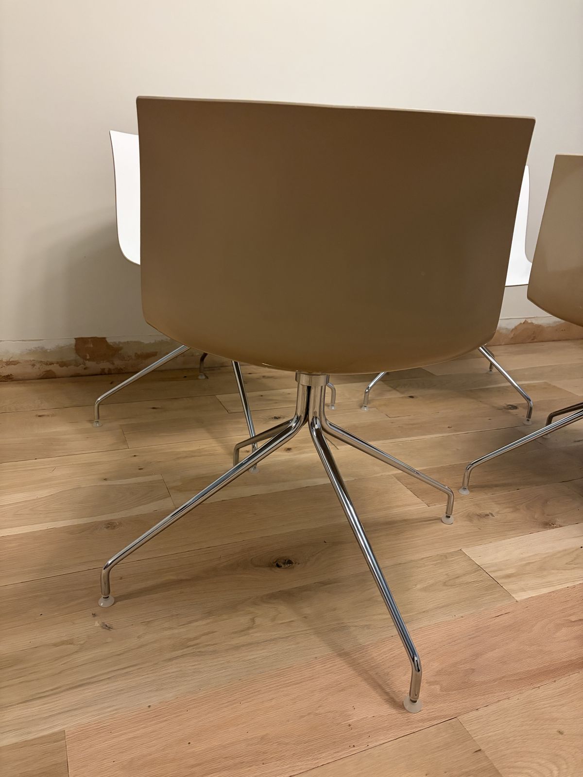 Set Of 4 Vintage Plastic Chairs By Lievore Altherr Molina For Arper, Italy 2000 photo for sale