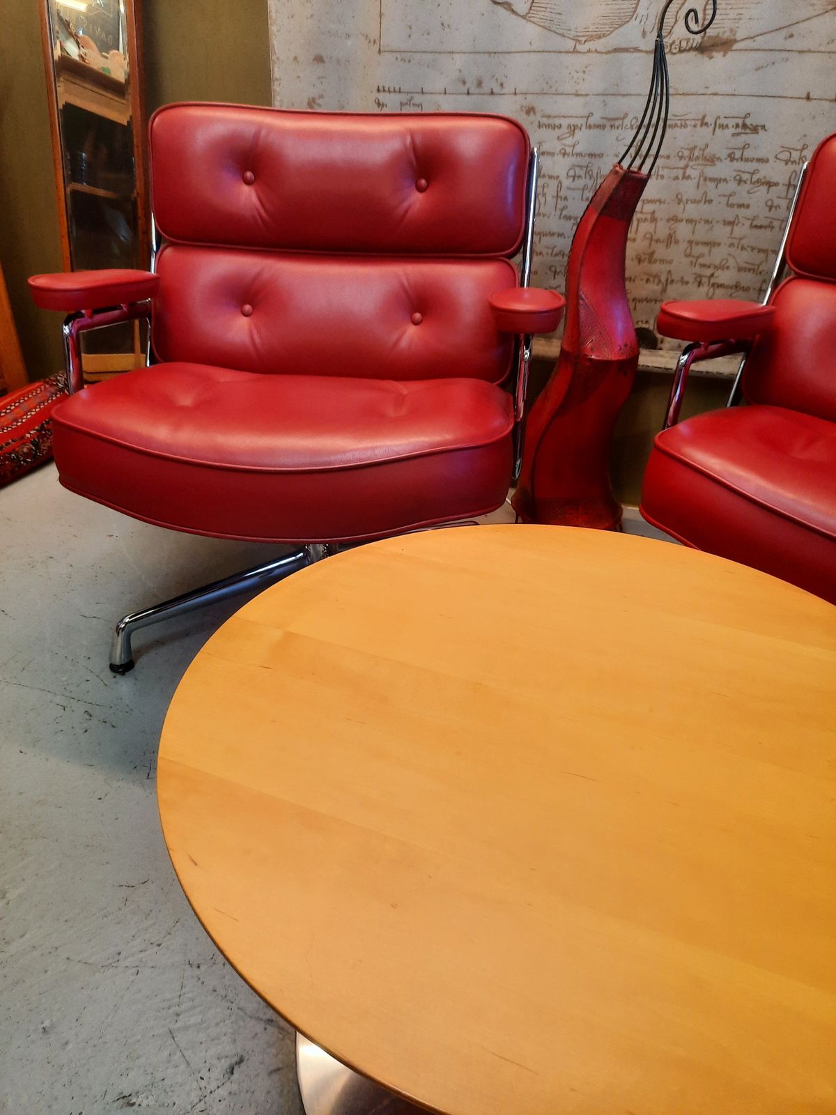 photo buy Charles & Ray Eames For Vitra Es105 Time Life Lobby Lounge Chair Upholstered In Leather